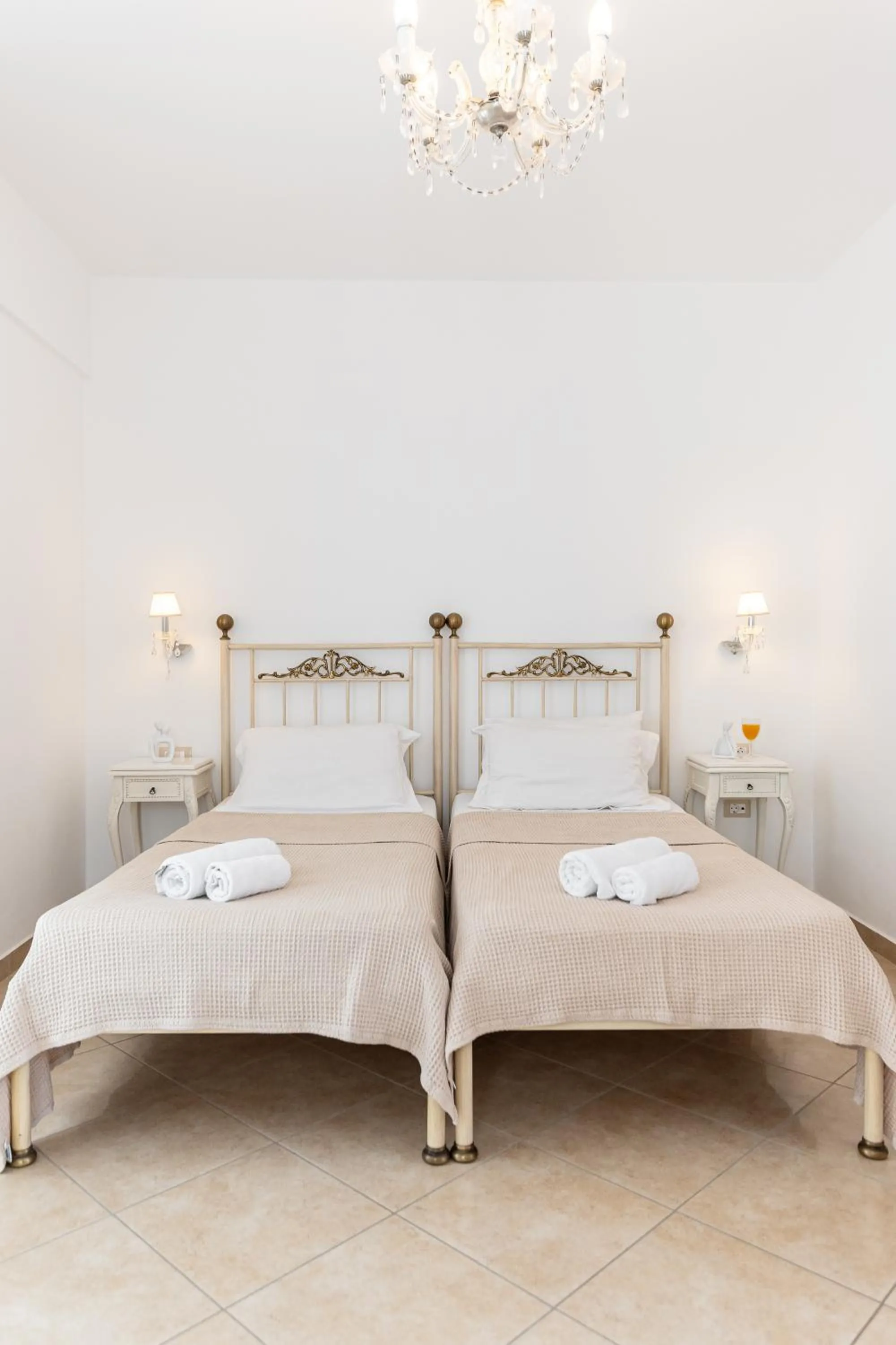 Bed in Kallisti Studios