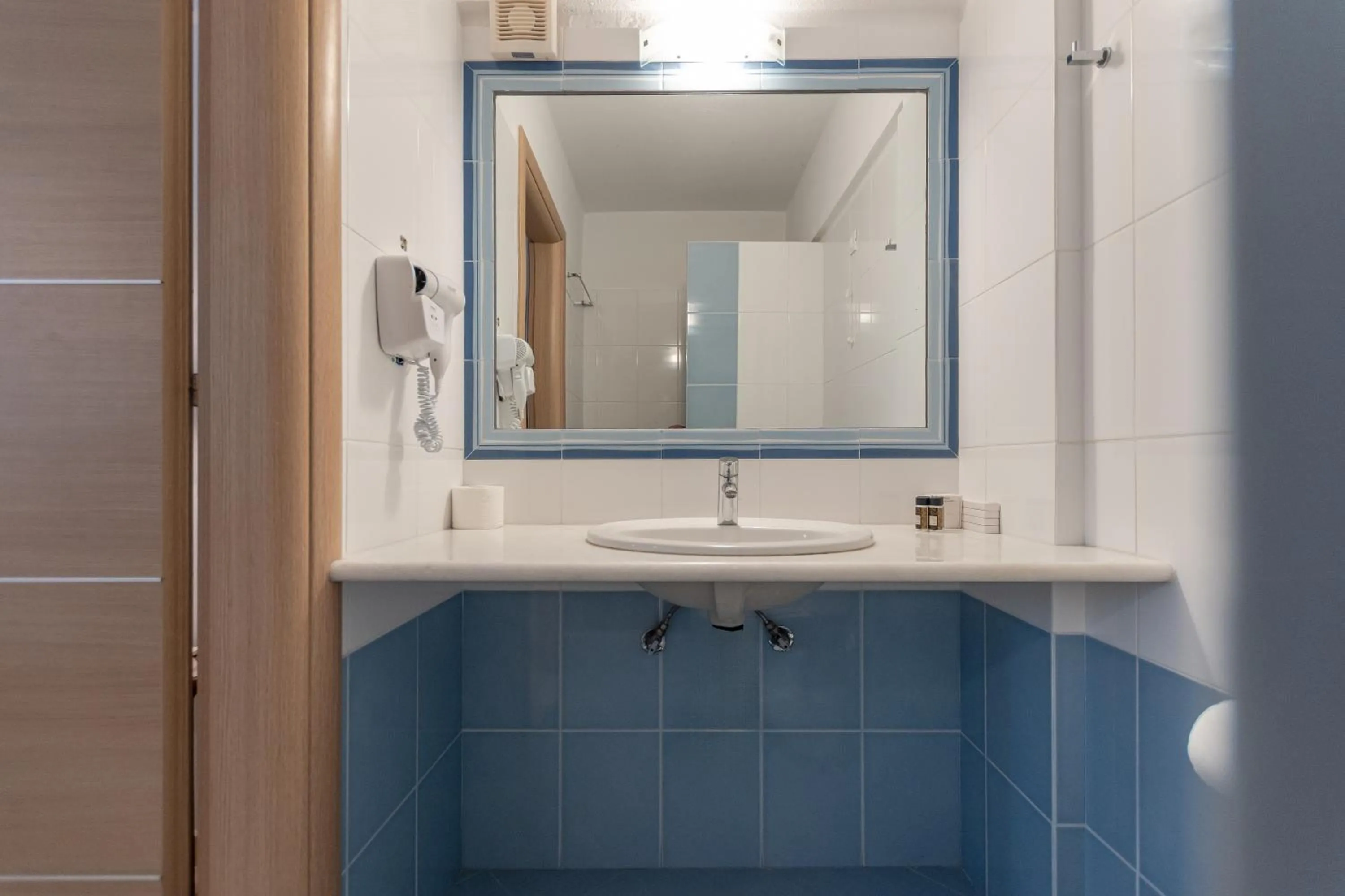 Shower in Kallisti Studios