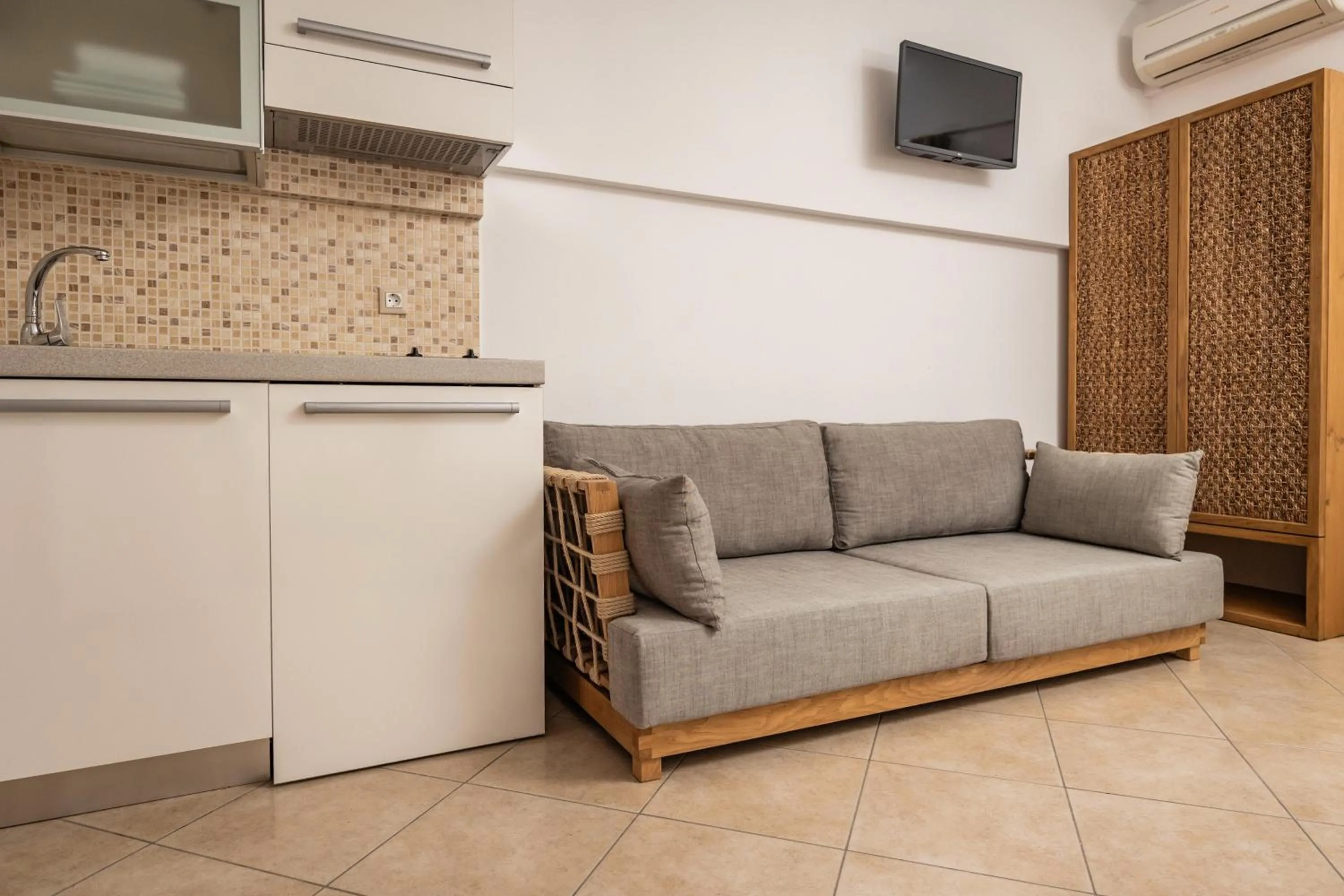 Kitchen or kitchenette in Kallisti Studios