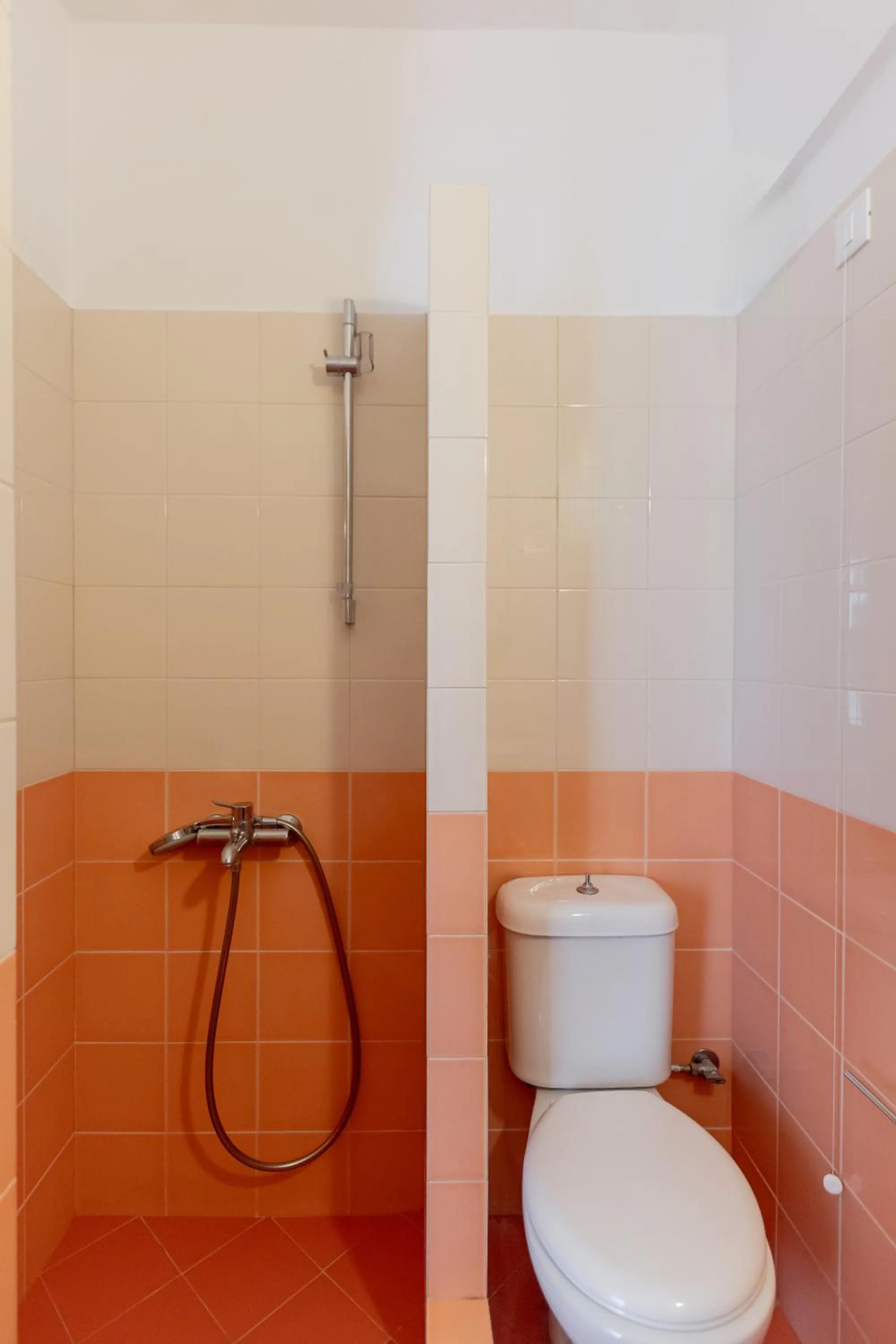 Shower in Kallisti Studios