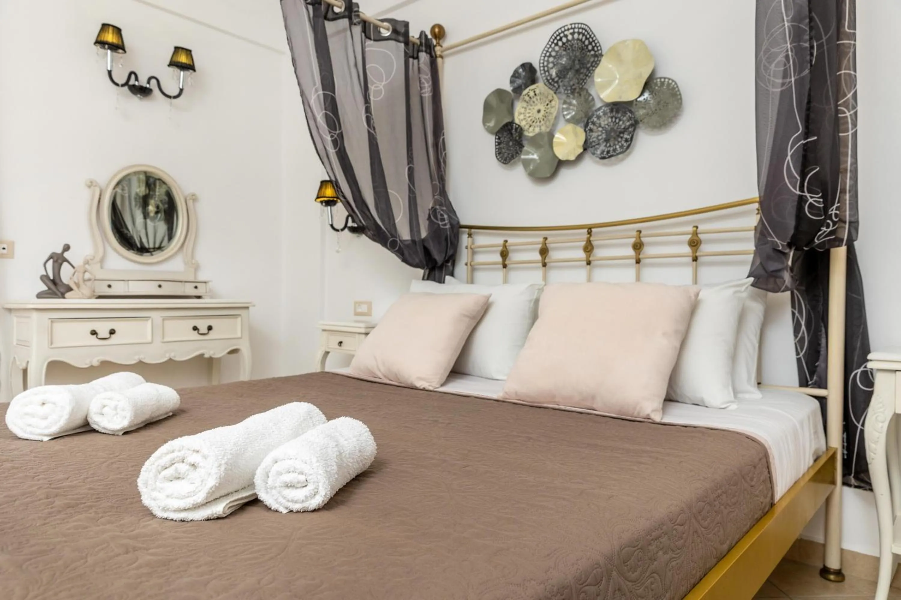Bed in Kallisti Studios