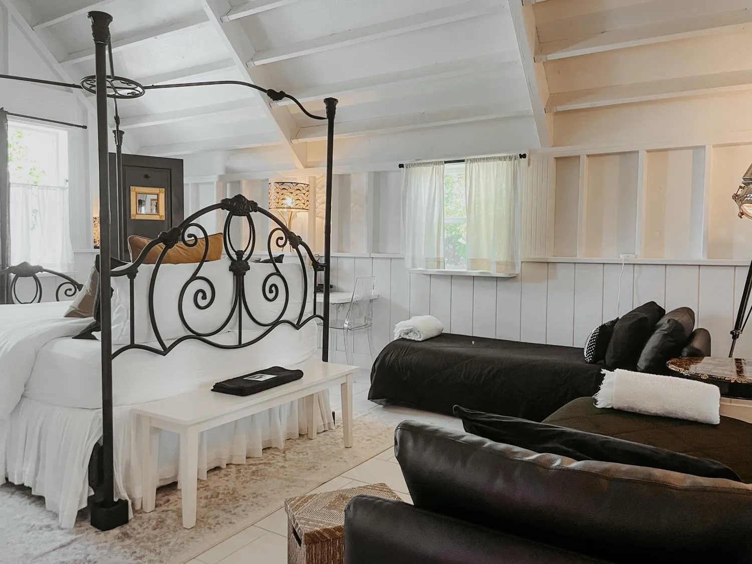 Bed in Inn Santa Clara