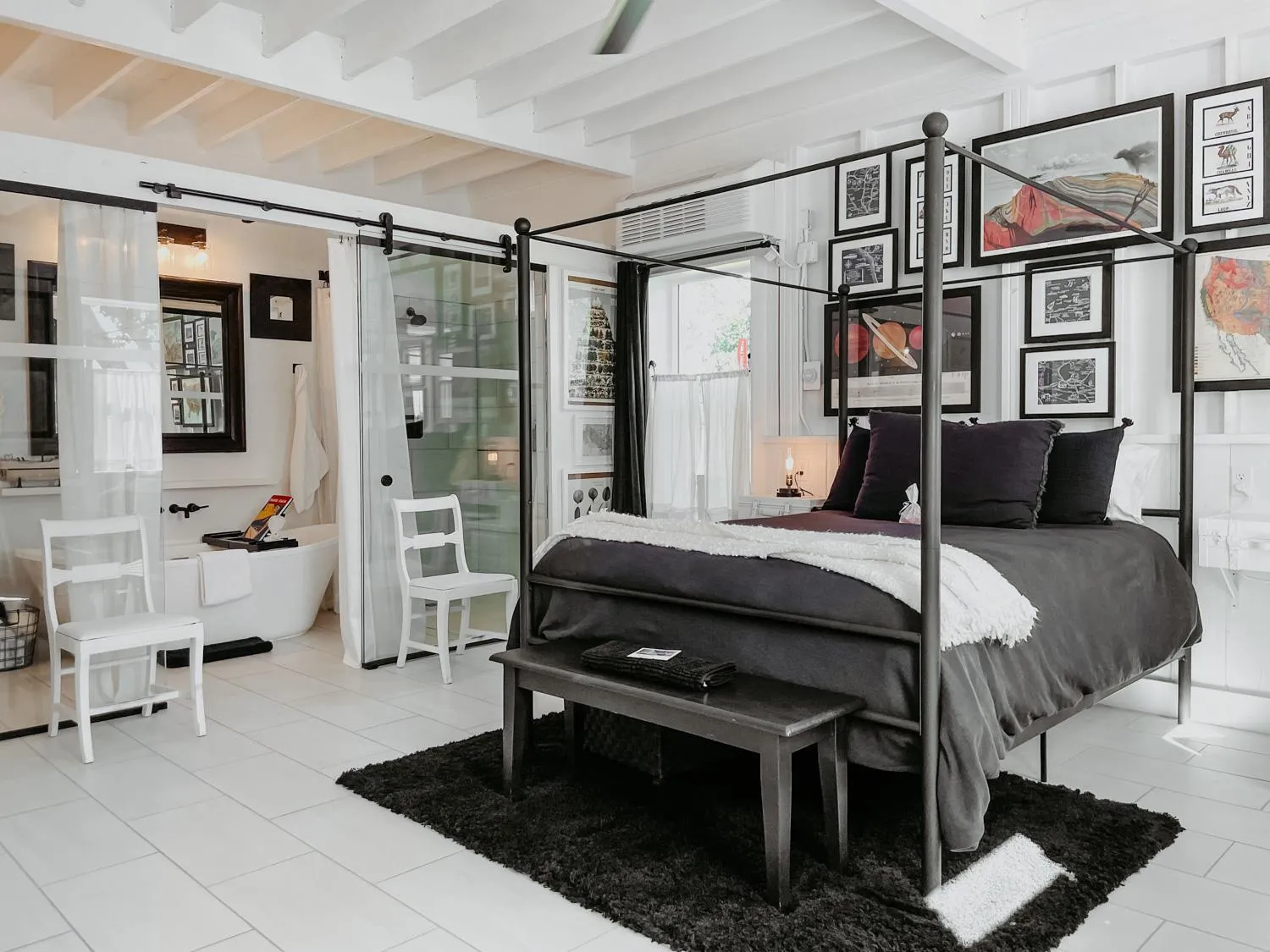 Photo of the whole room, Bed in Inn Santa Clara