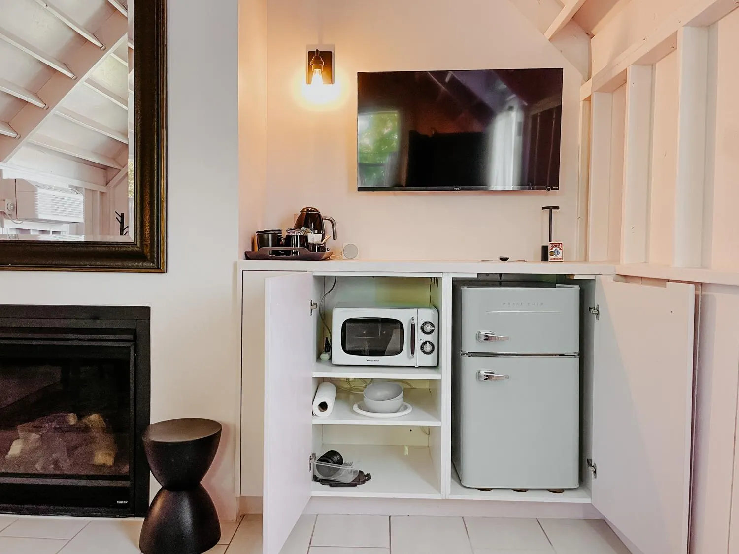 TV and multimedia in Inn Santa Clara