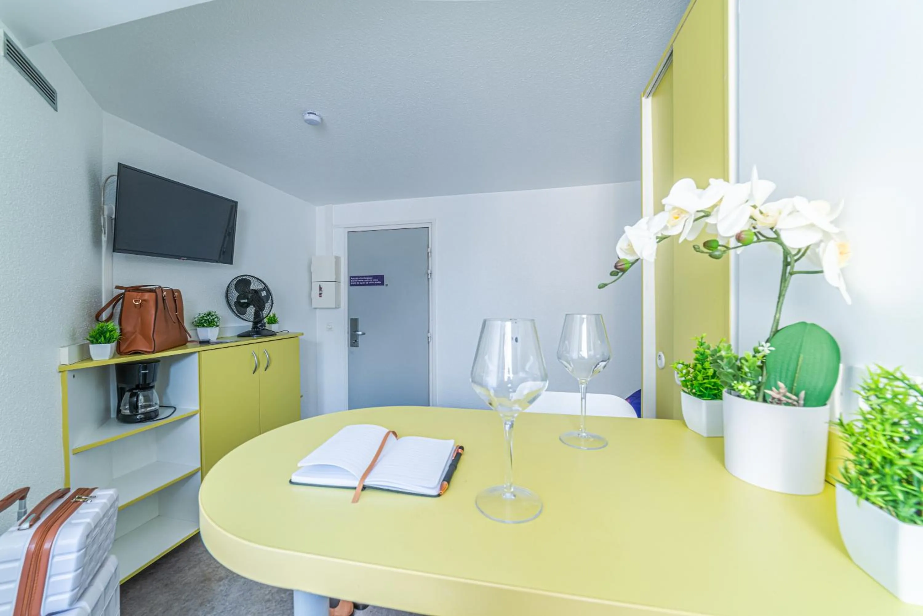 Montempô Appart'Hôtel Evry