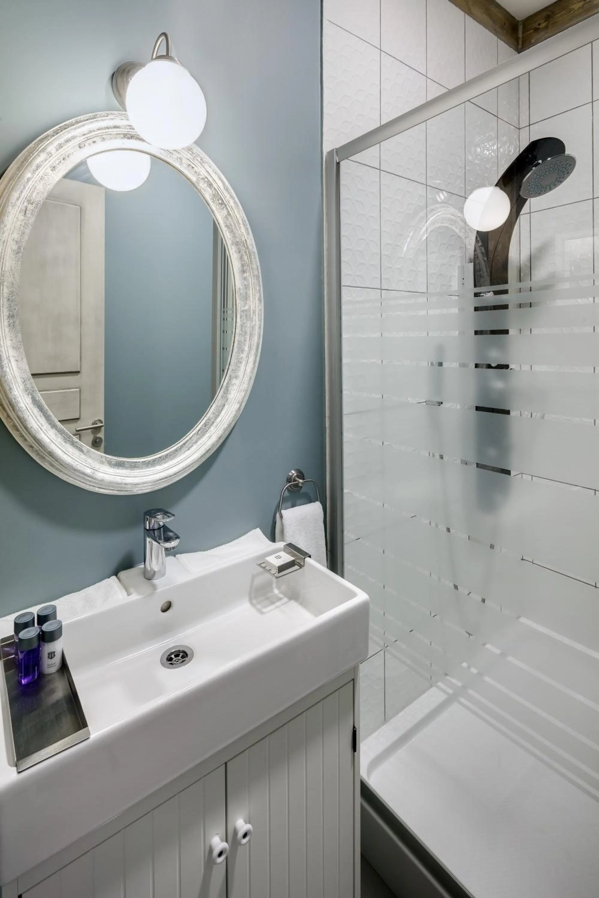 Toilet in Loka Suites