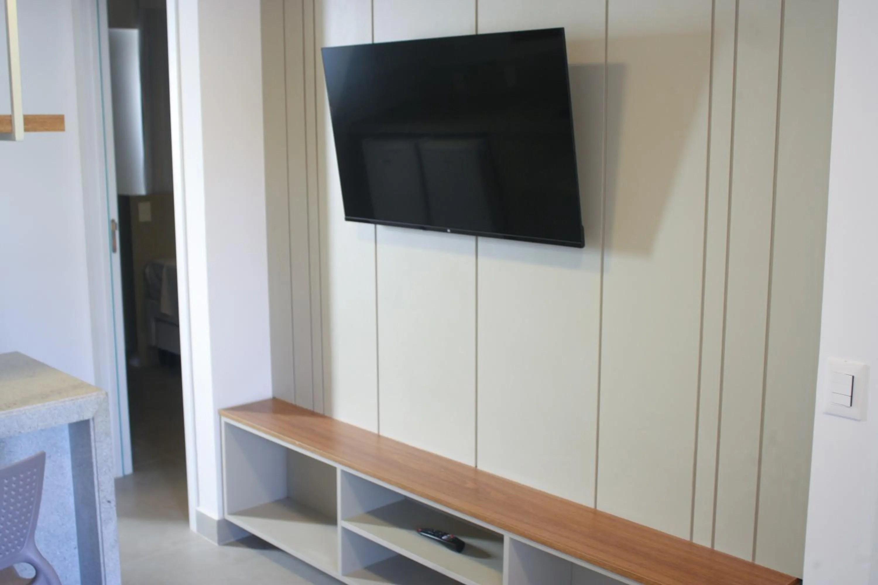 TV and multimedia in The Home São Miguel do Gostoso by Liiv