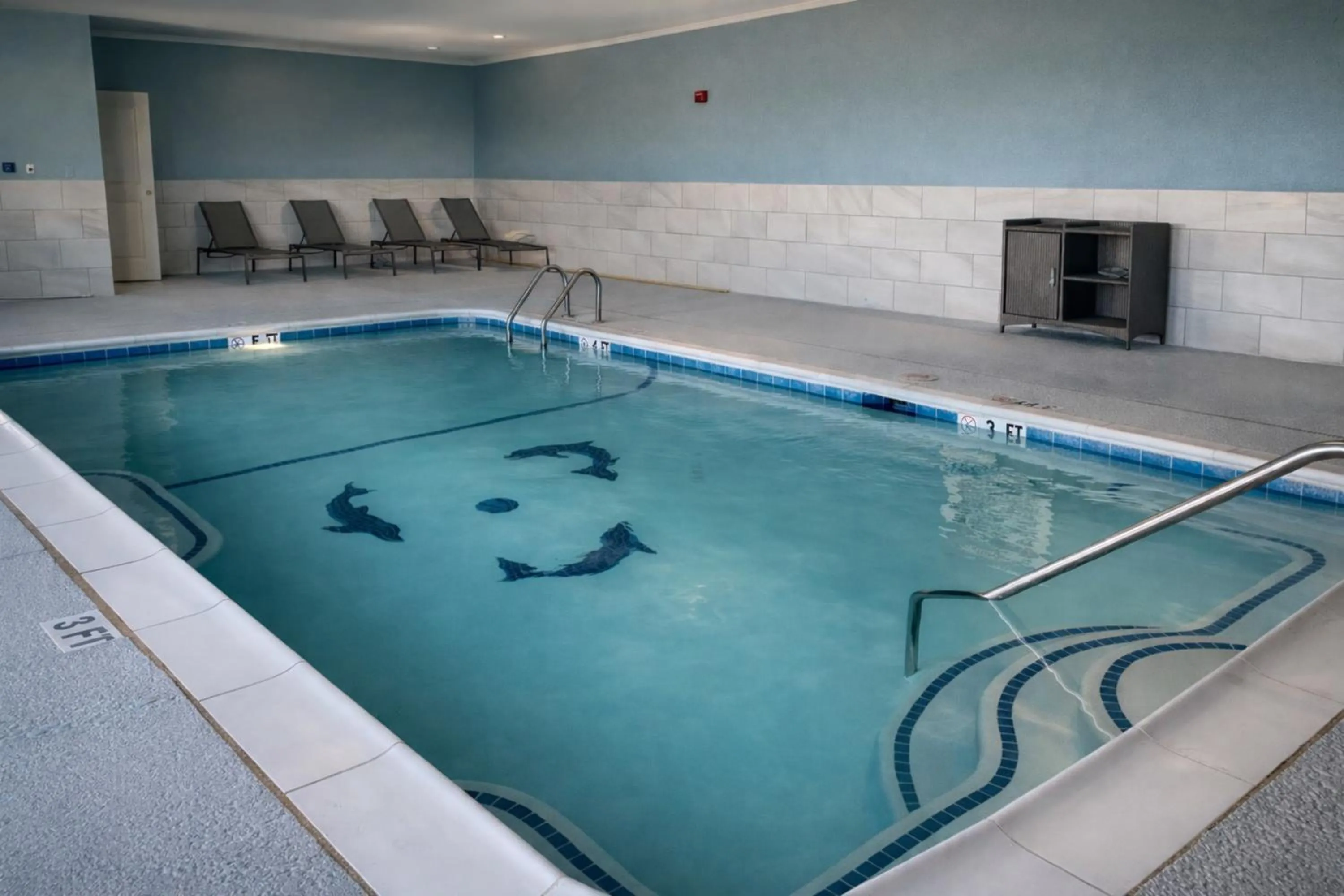 Swimming pool in Holiday Inn Express & Suites Bridgeport by IHG