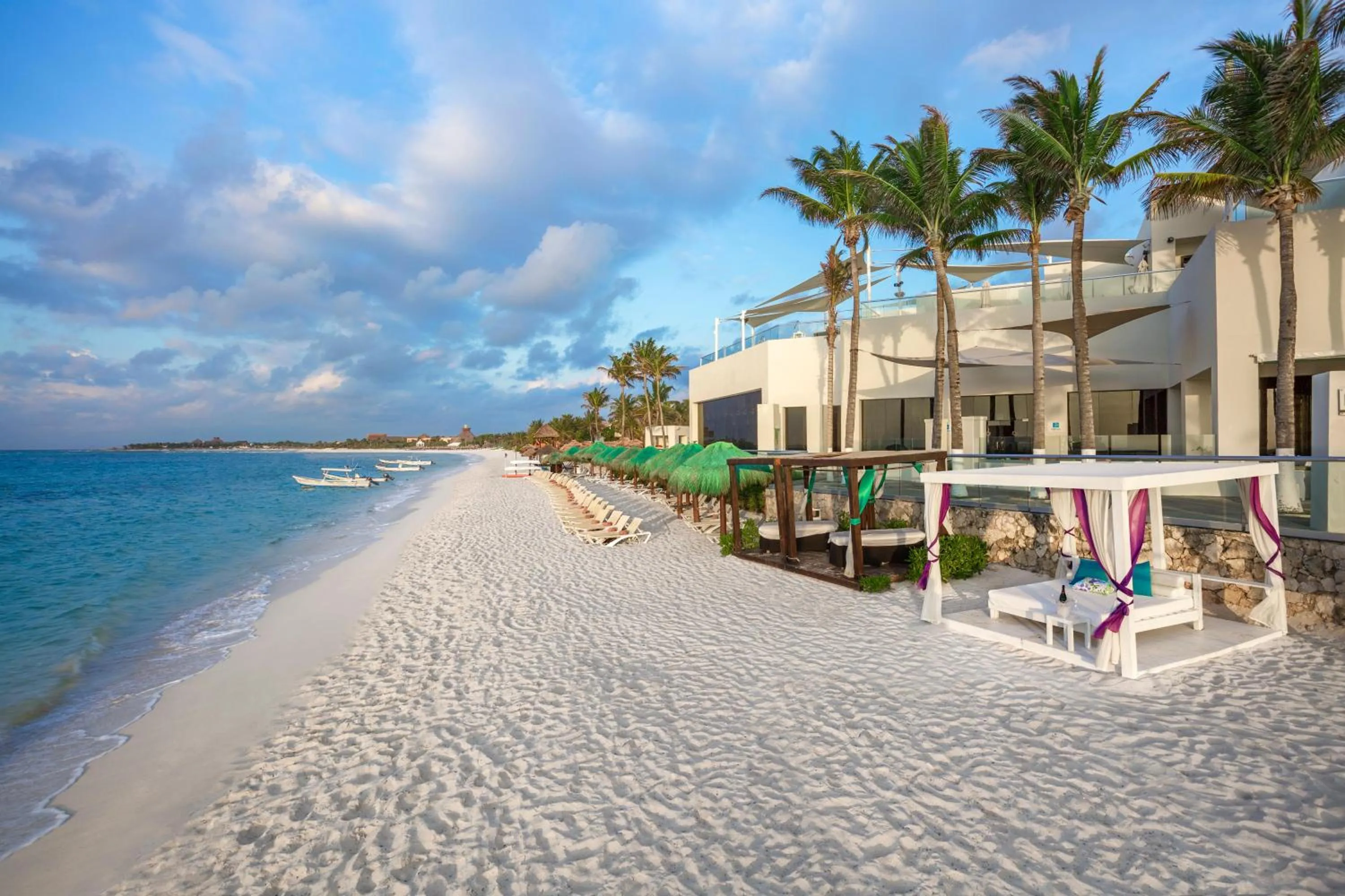 Beach in The Sens Riviera by Oasis