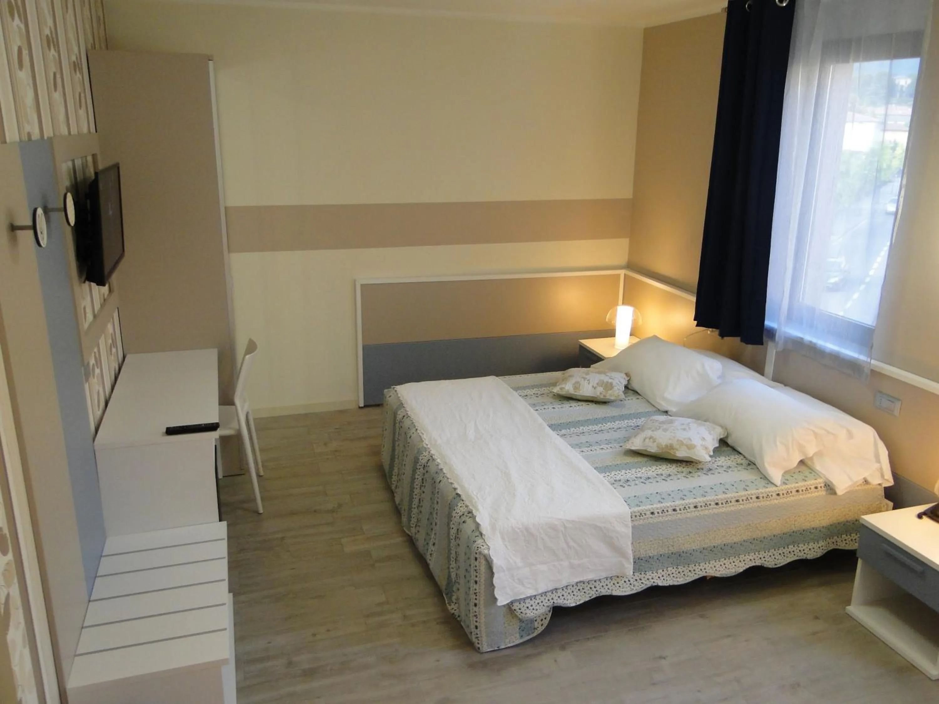 Photo of the whole room, Bed in Hotel Moderno