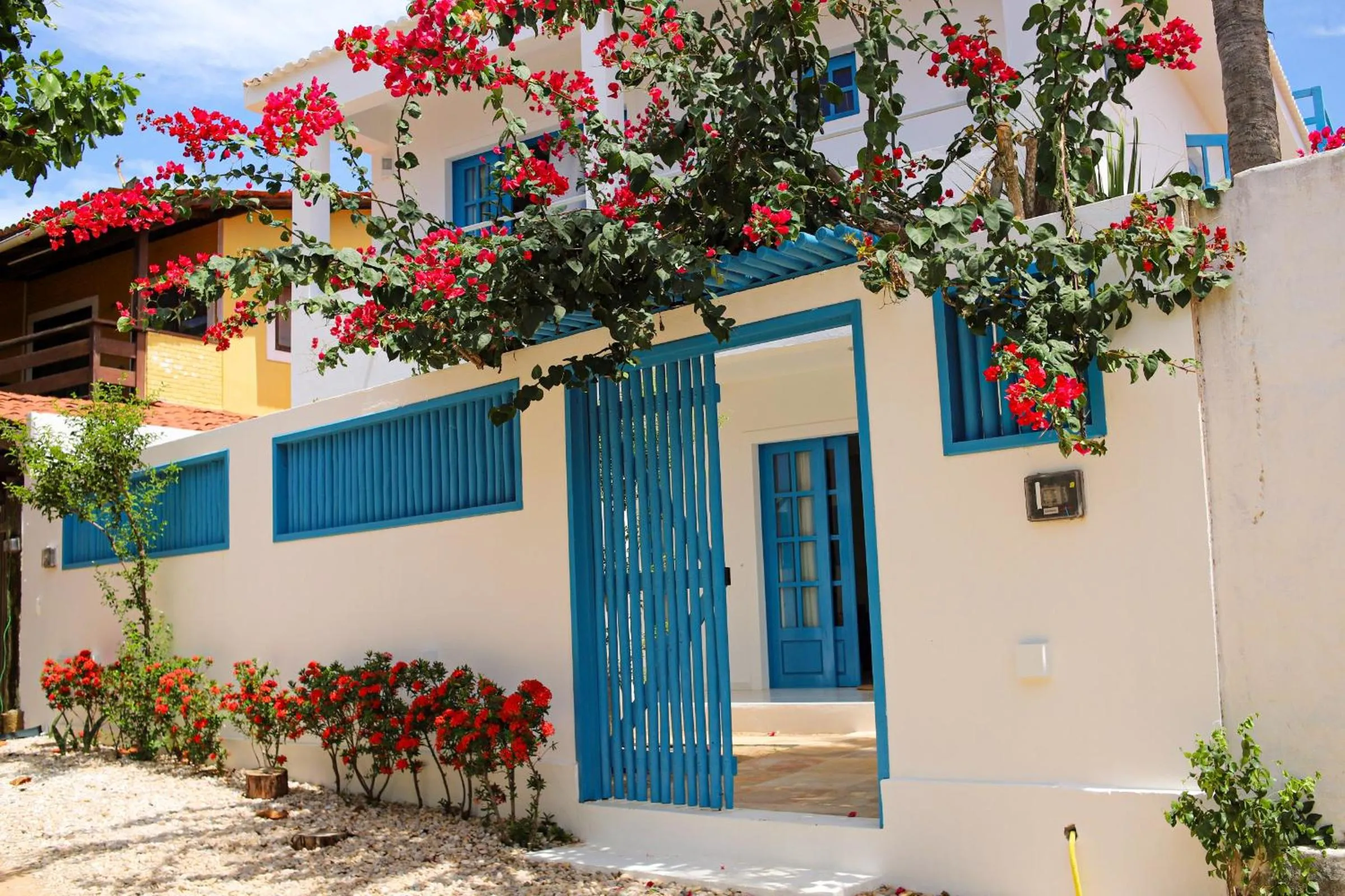 Property building in Vila Marinella