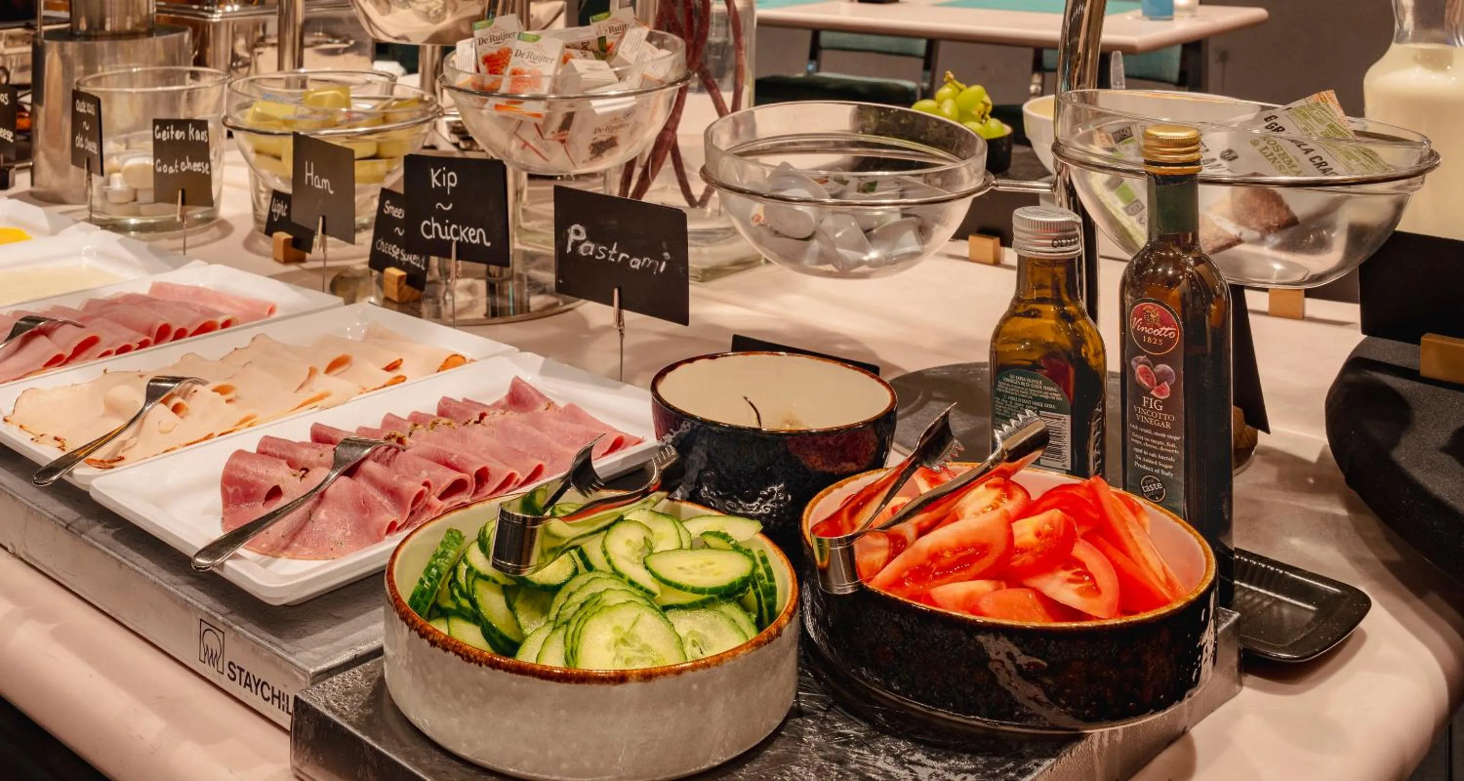 Buffet breakfast in PLAZA Premium Grand Winston