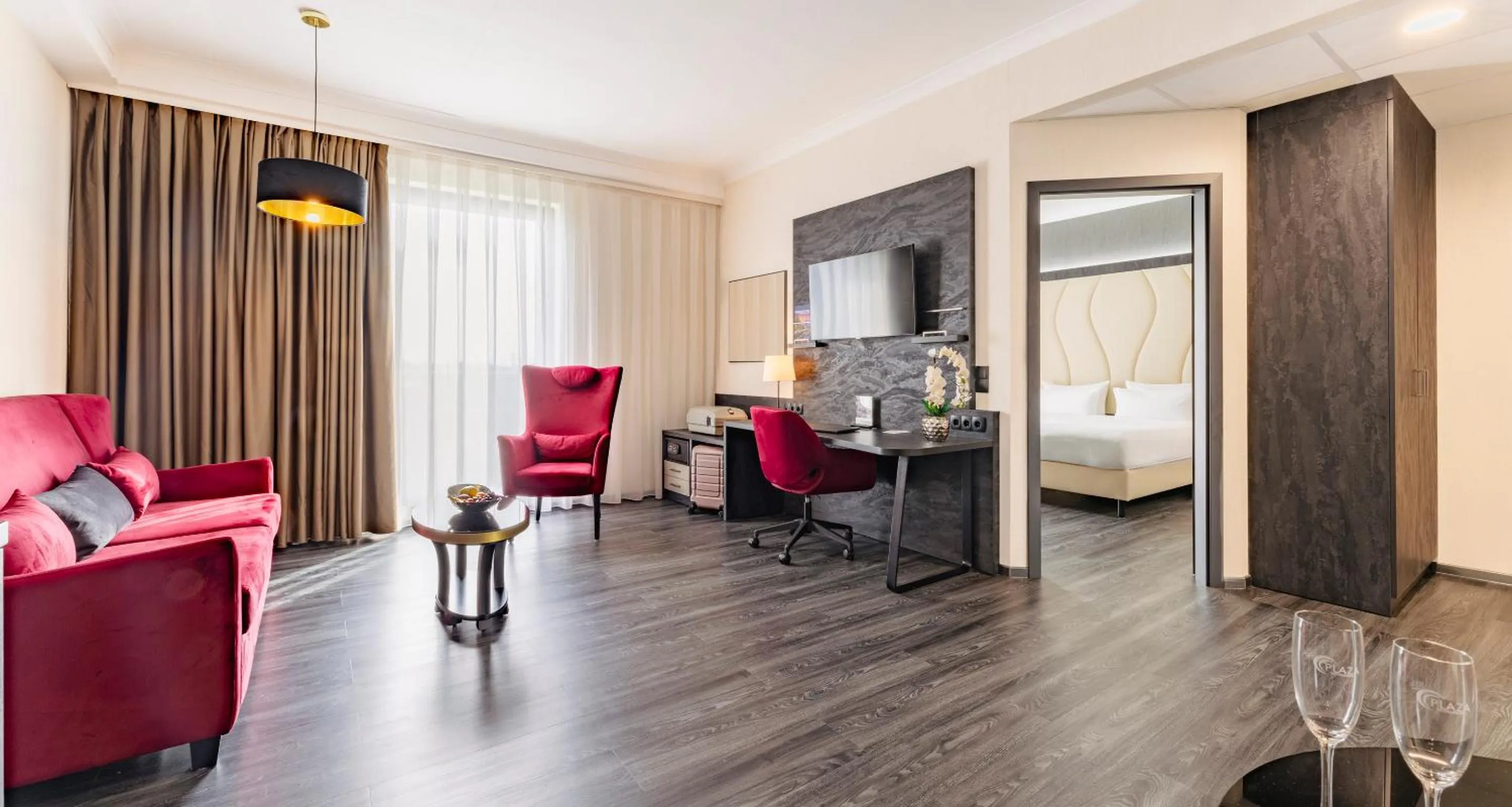 TV and multimedia in PLAZA Premium Grand Winston