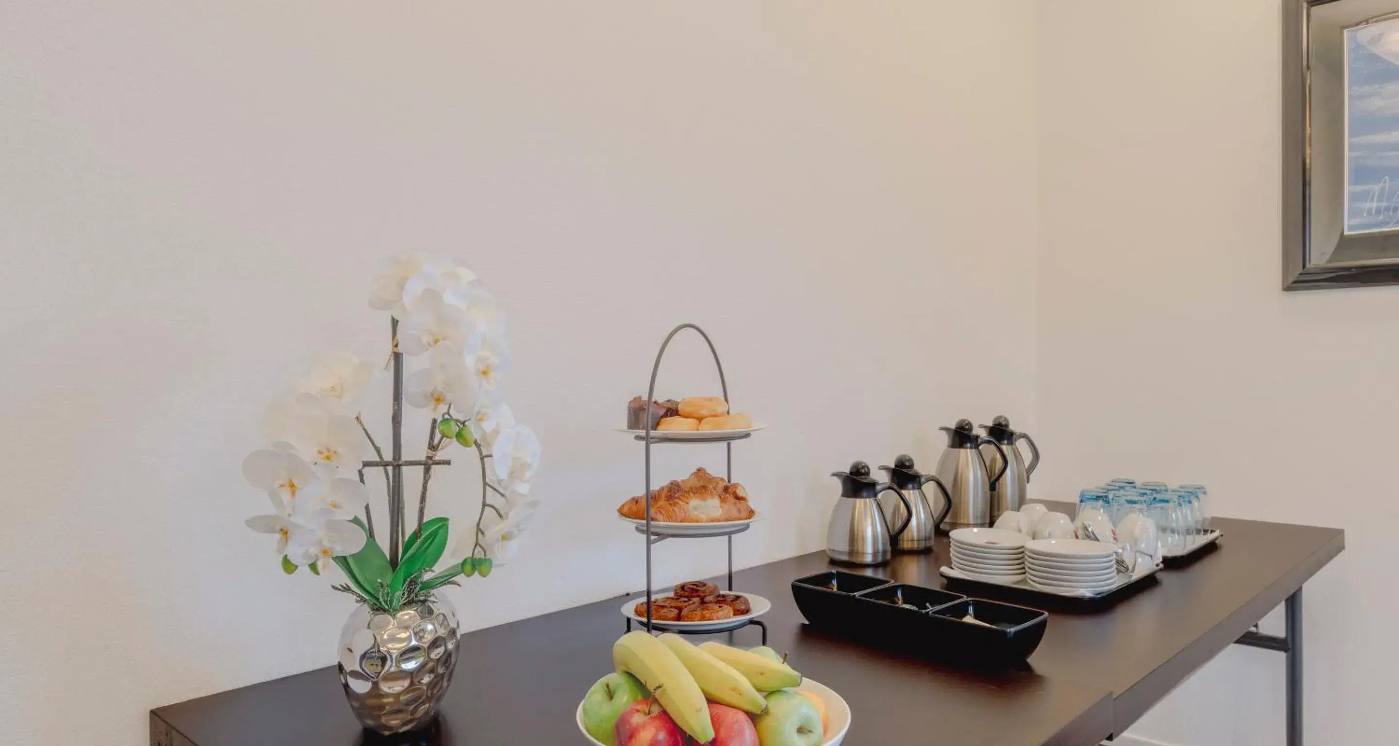 Restaurant/places to eat in PLAZA Premium Grand Winston Restaurant/places to eat in PLAZA Premium Grand Winston