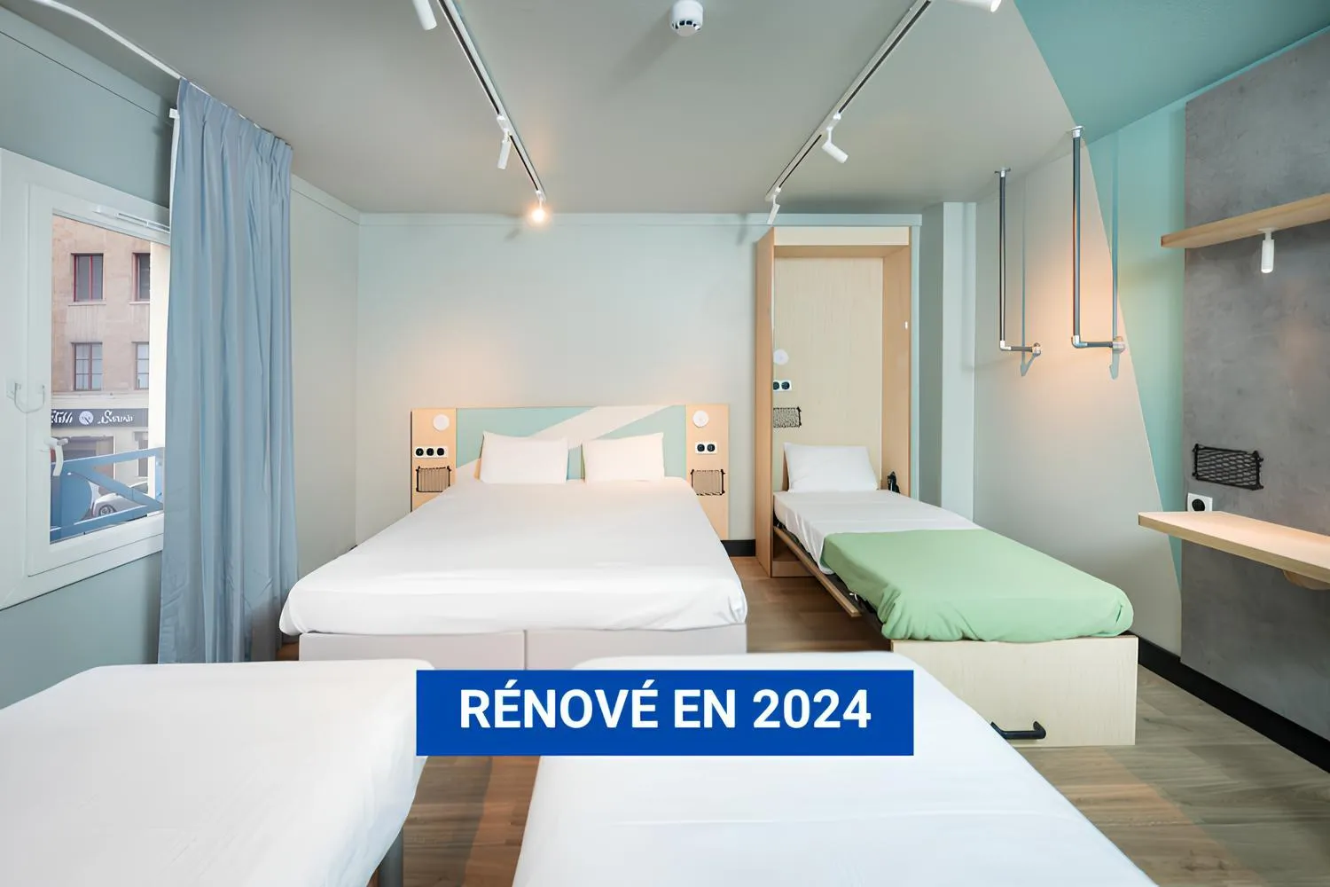 Bed in Ibis Budget Lyon Caluire Cité Internationale