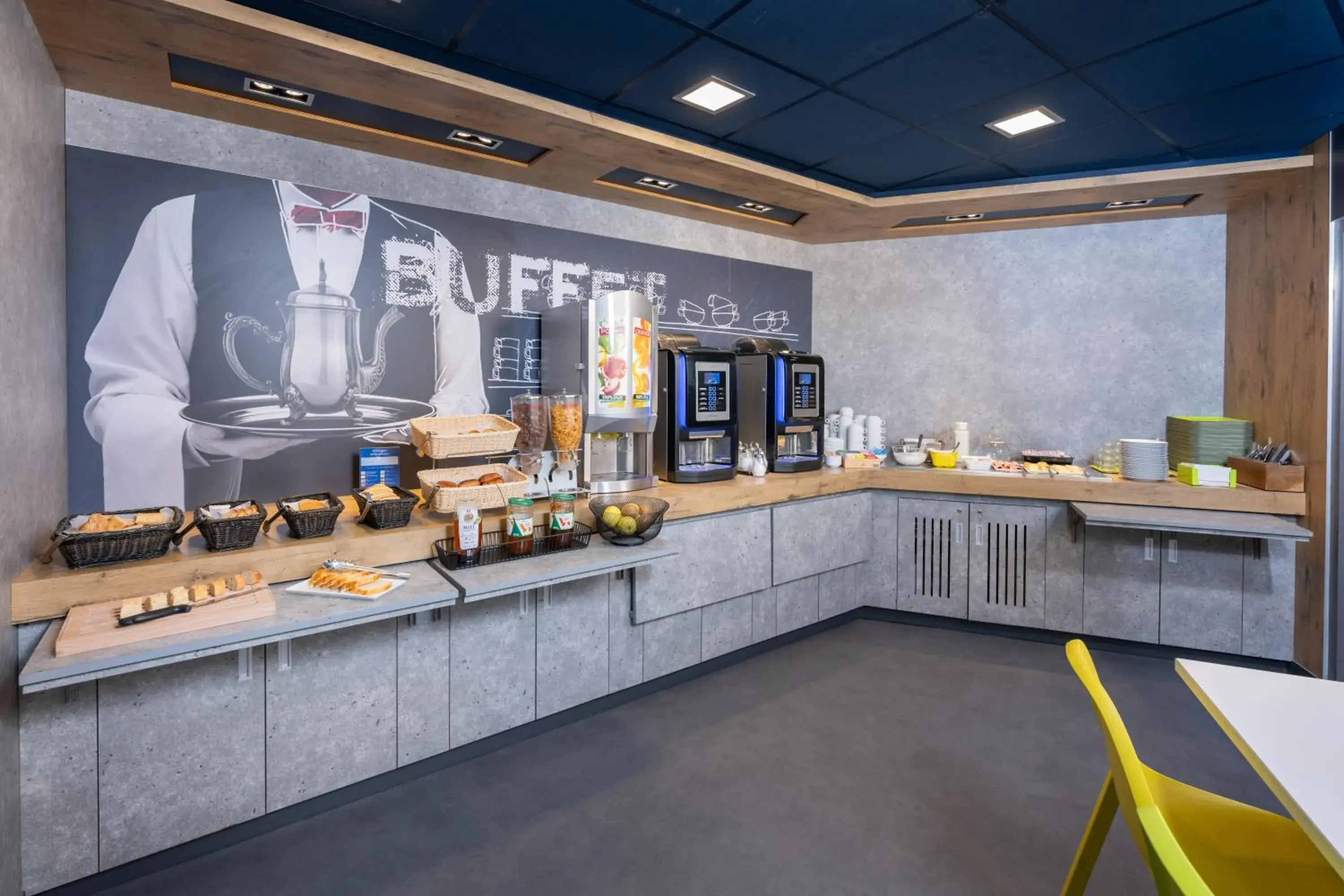 Restaurant/places to eat in Ibis Budget Lyon Caluire Cité Internationale Restaurant/places to eat in Ibis Budget Lyon Caluire Cité Internationale