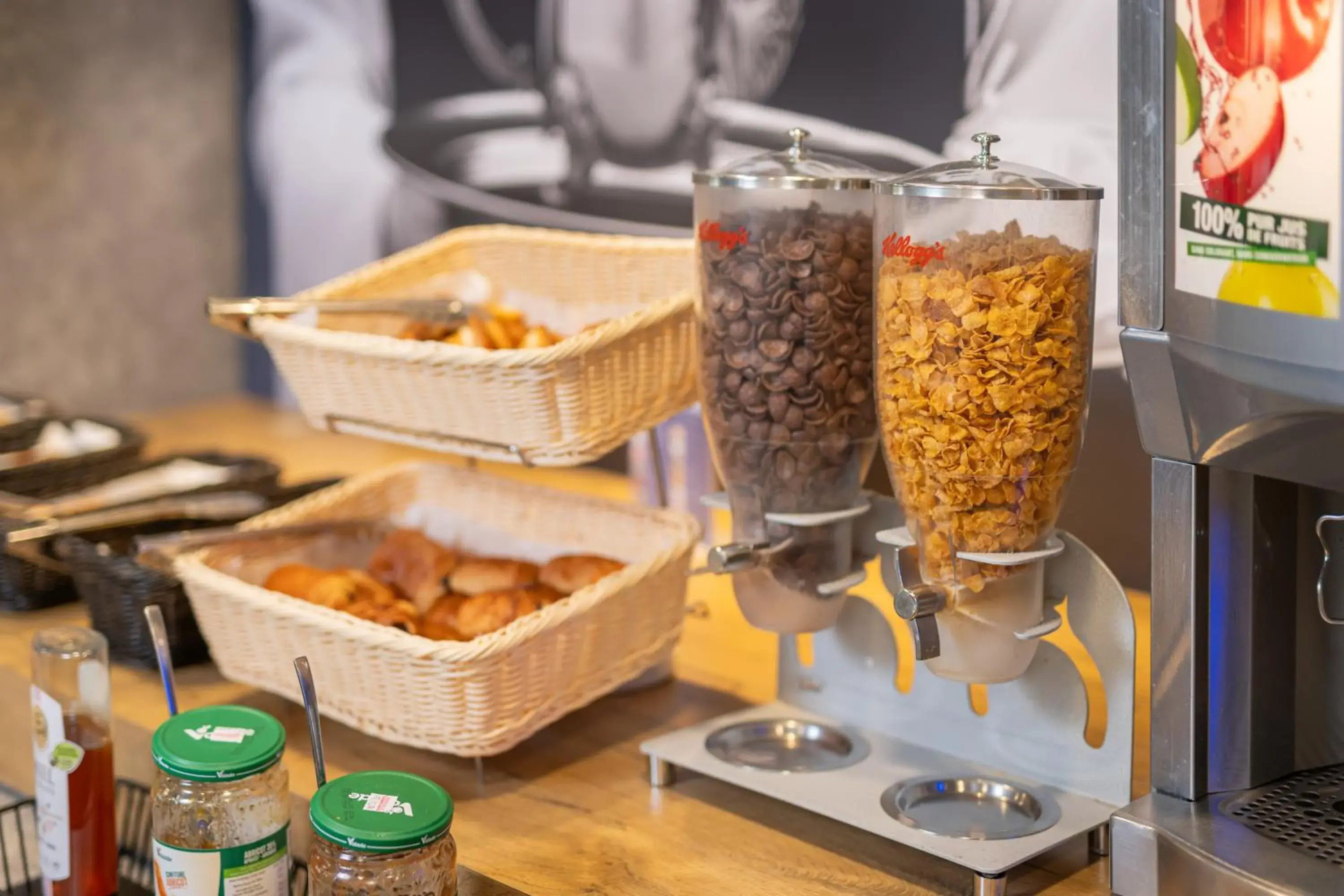 Breakfast in Ibis Budget Lyon Caluire Cité Internationale Breakfast in Ibis Budget Lyon Caluire Cité Internationale