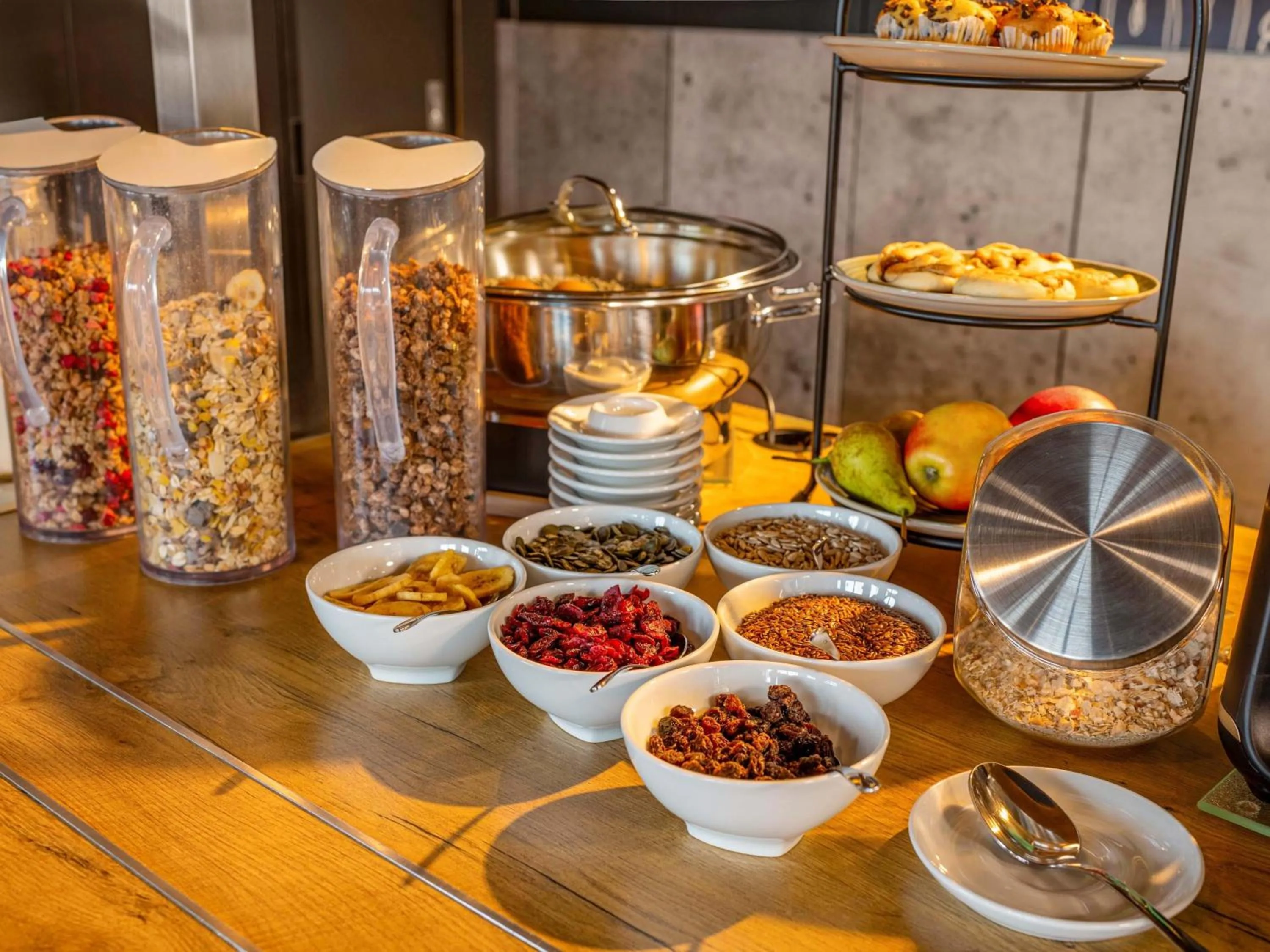 Restaurant/places to eat in B&B HOTEL Aachen-Nord