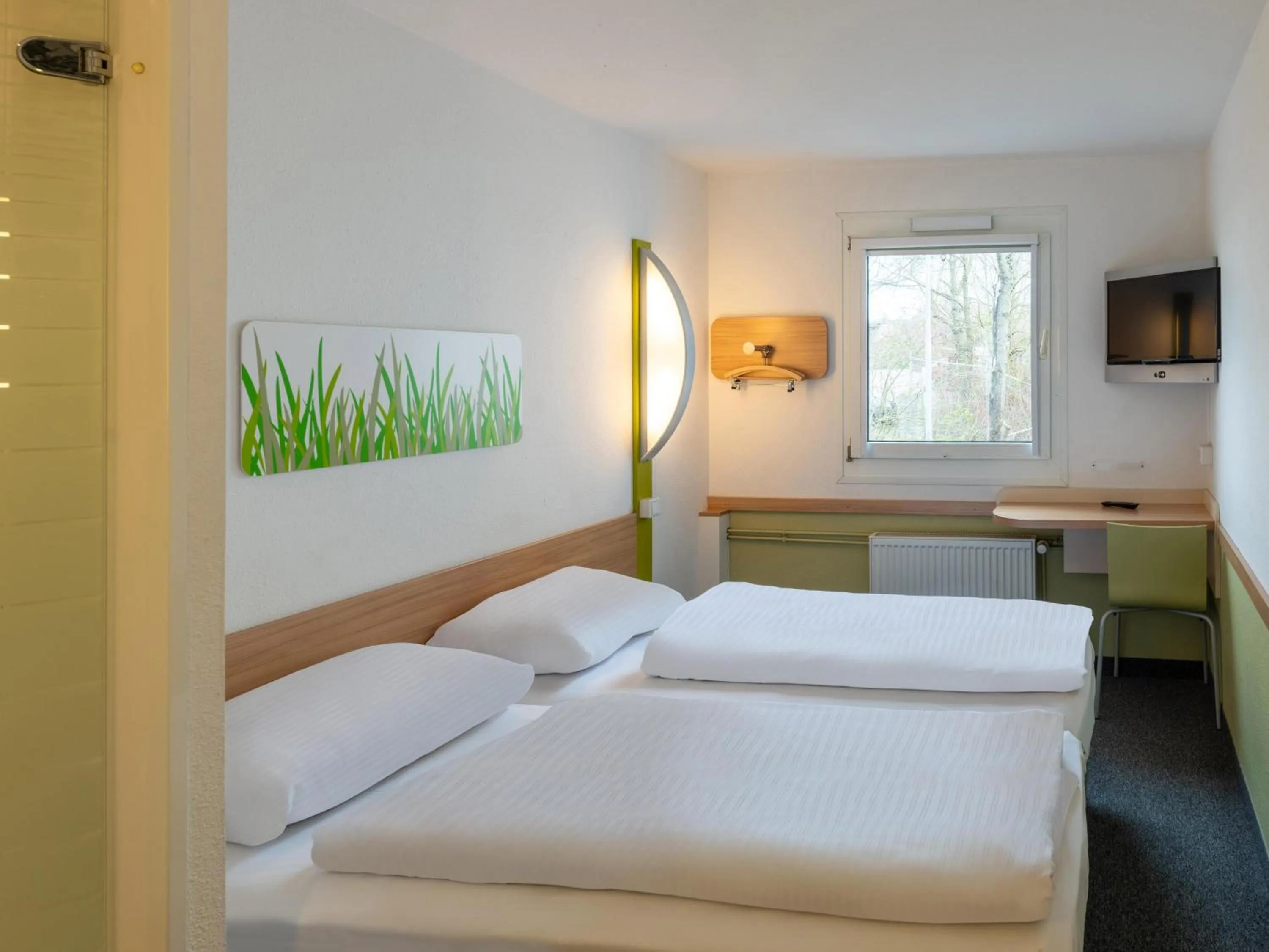 Standard Twin Room in ibis budget Aachen Nord