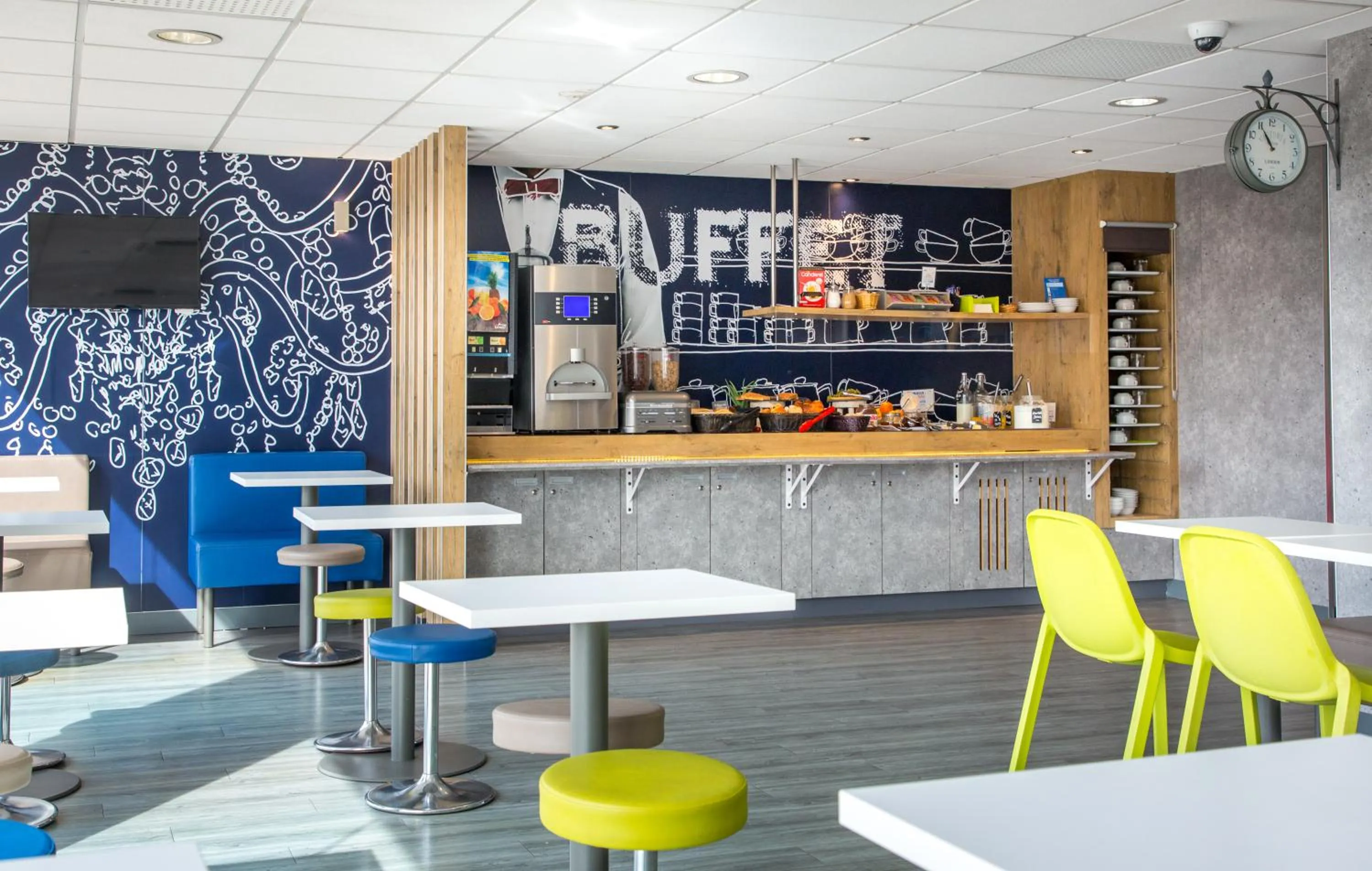 Restaurant/places to eat in Ibis Budget Fréjus St Raphaël centre