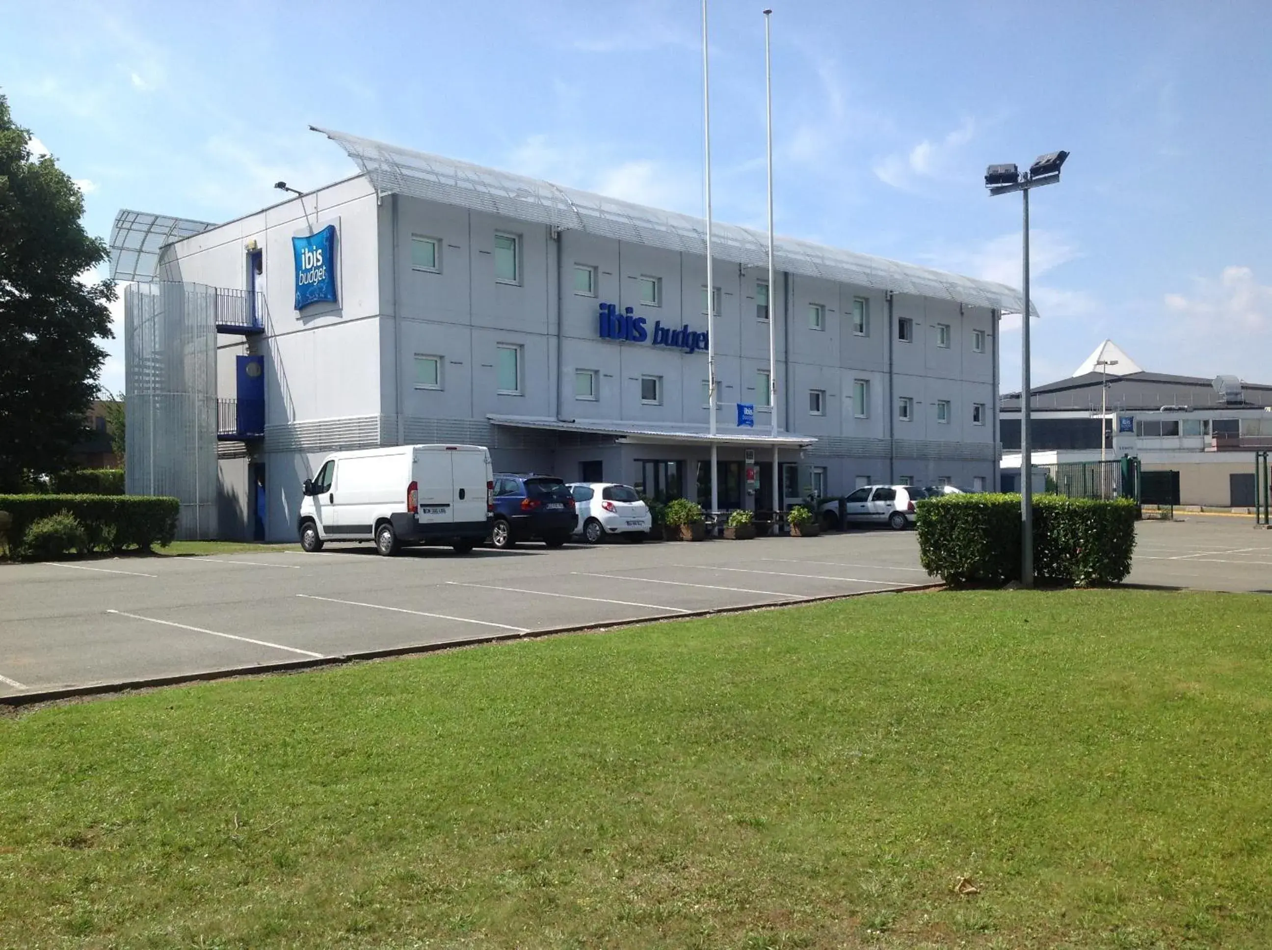 Property building in ibis budget Orgeval Property building in ibis budget Orgeval