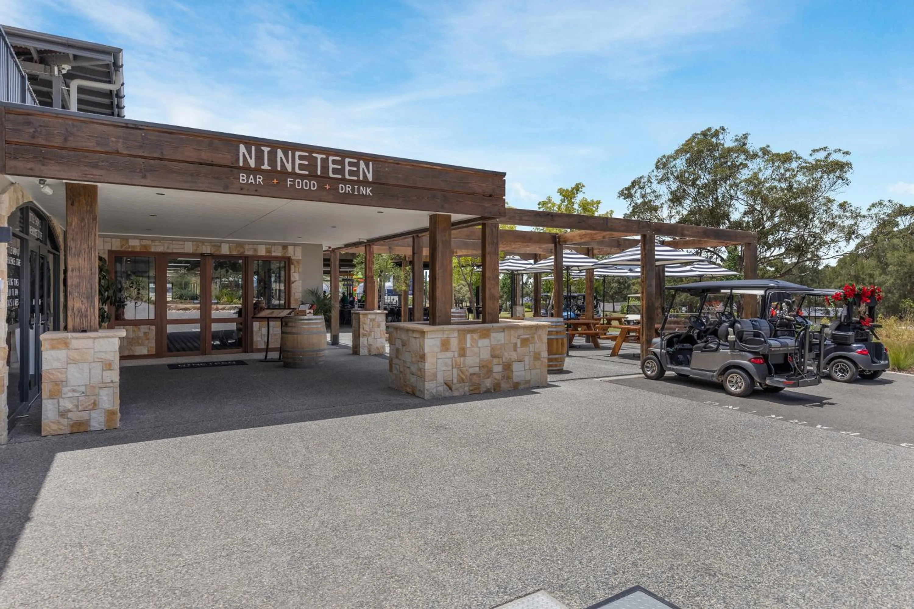 Restaurant/places to eat in Peppers Hunter Valley - formerly Grand Mercure