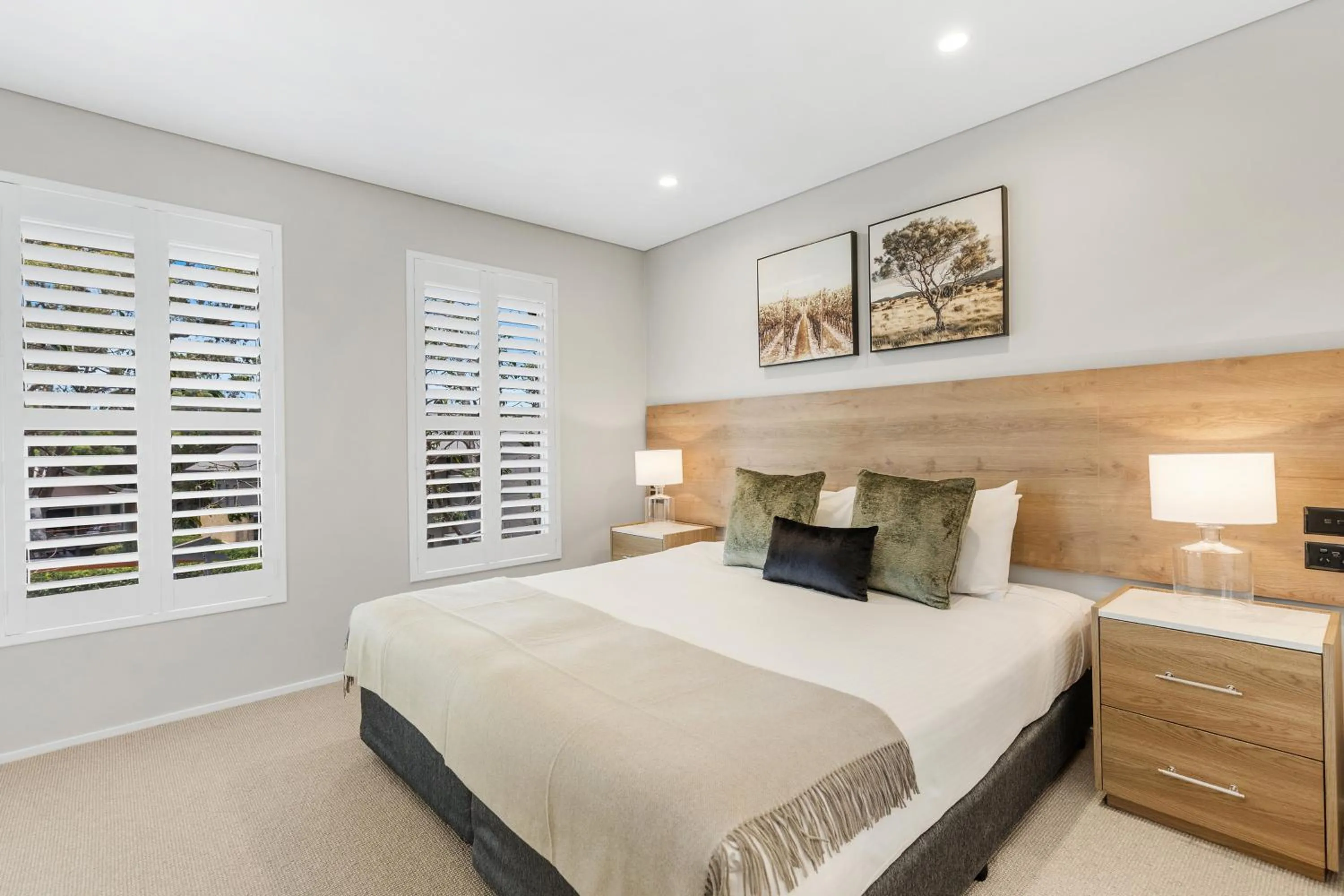 Bedroom, Bed in Peppers Hunter Valley - formerly Grand Mercure