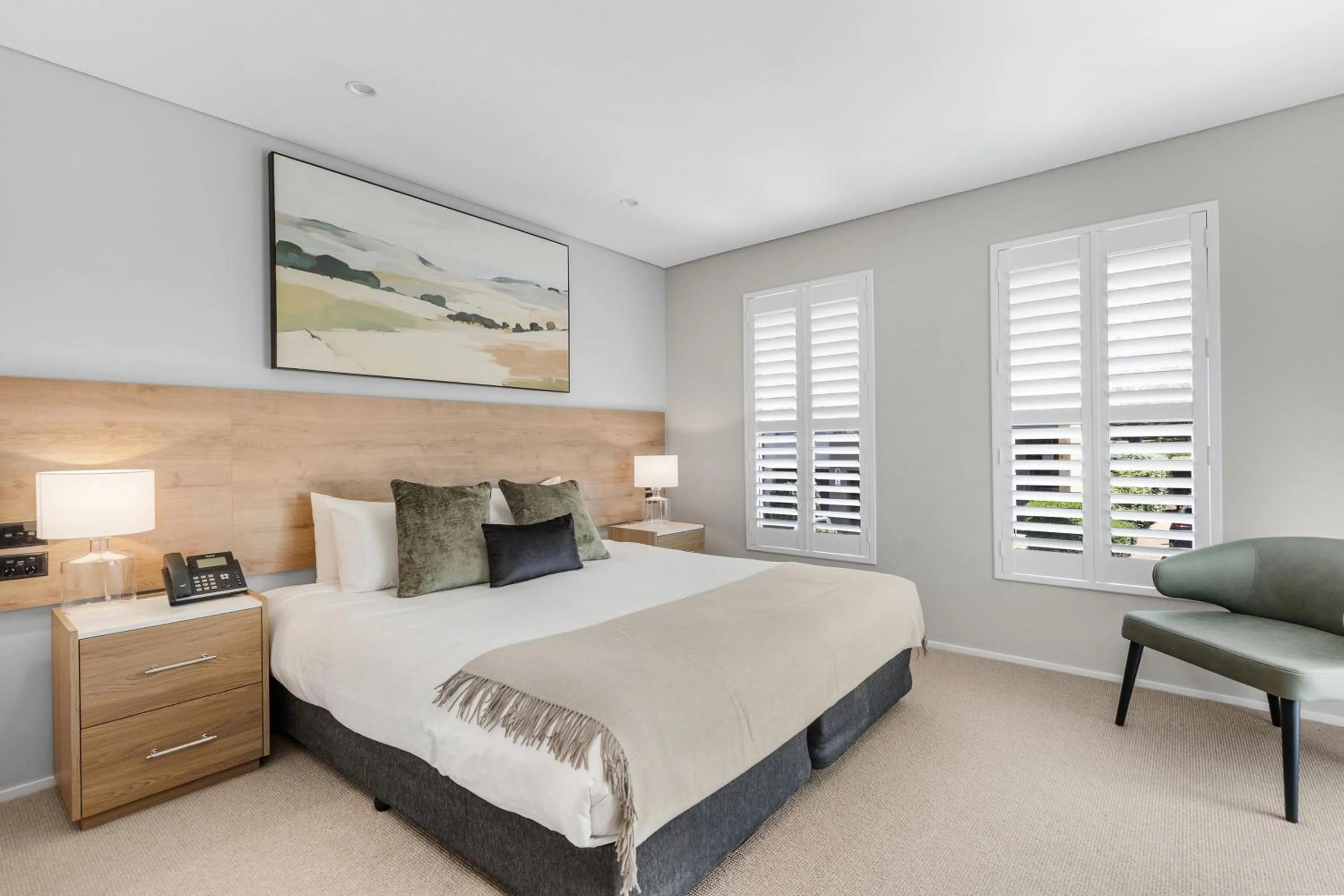 Bedroom, Bed in Peppers Hunter Valley - formerly Grand Mercure