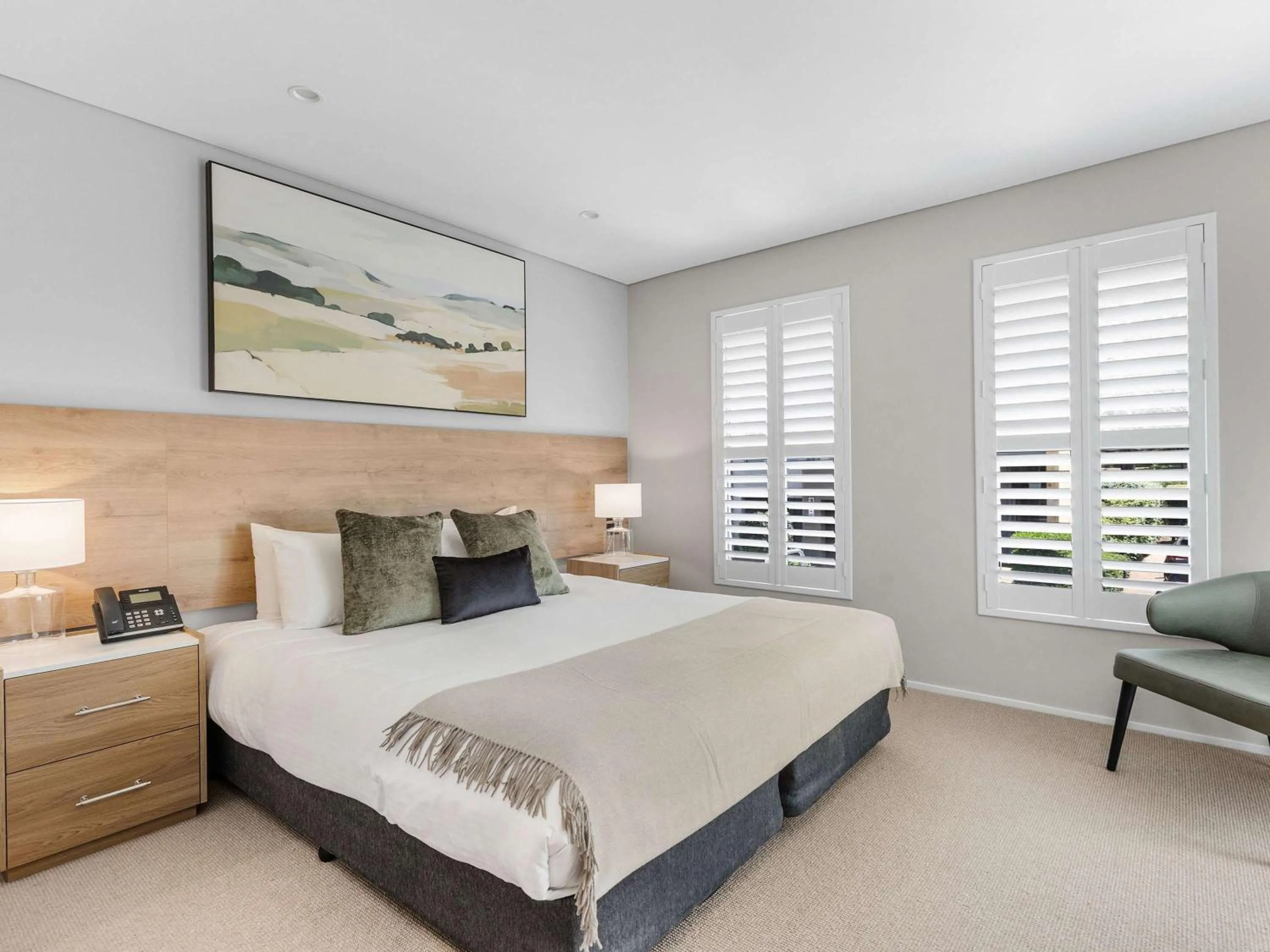 Bedroom, Bed in Peppers Hunter Valley - formerly Grand Mercure