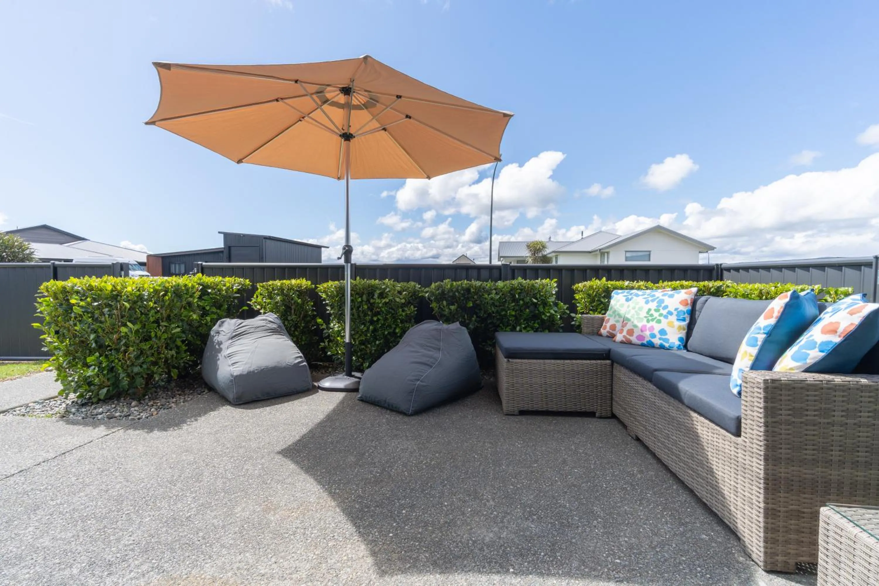 Pounamu Paradise - Te Anau Holiday Home