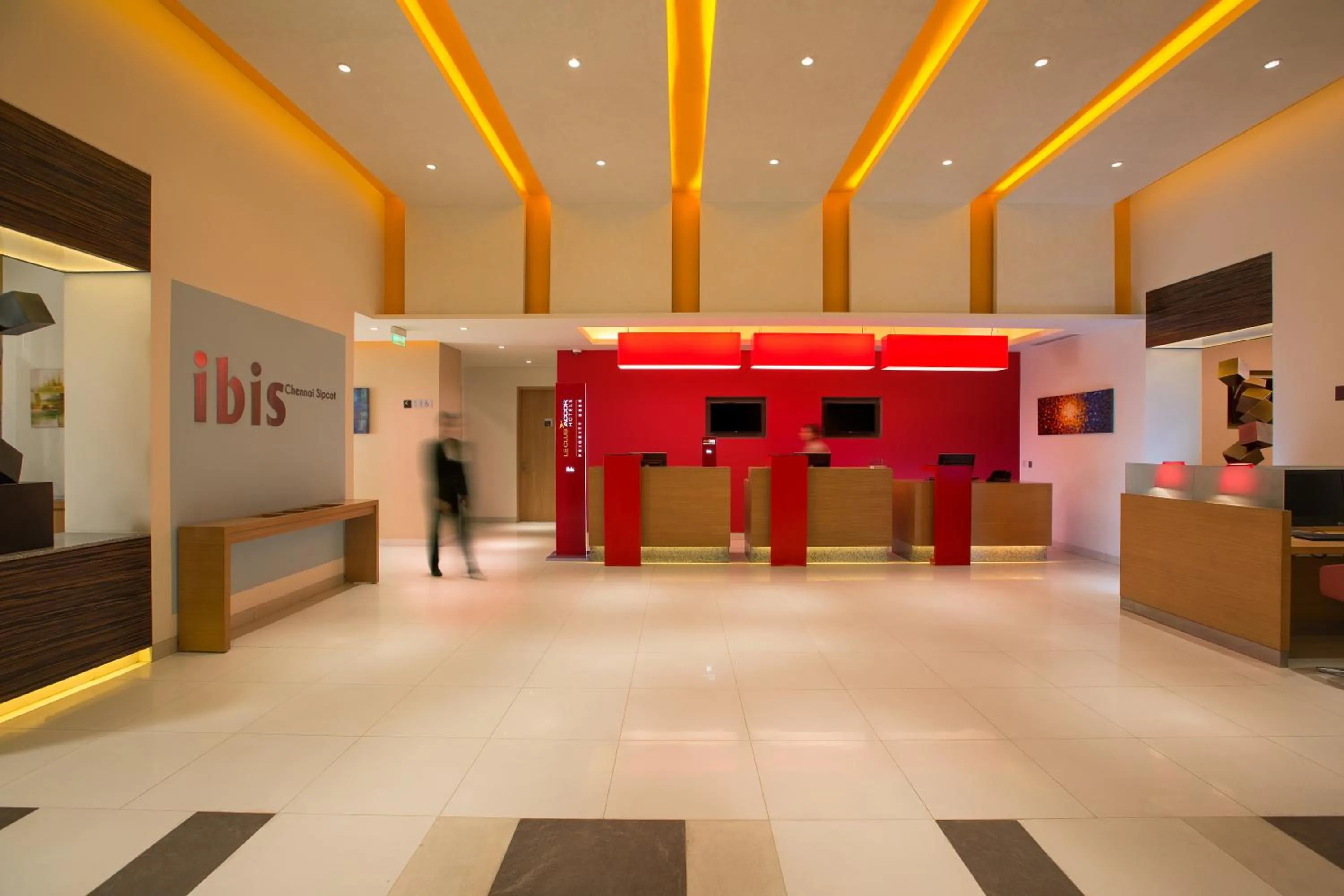 Lobby or reception in ibis Chennai Sipcot - An Accor Brand