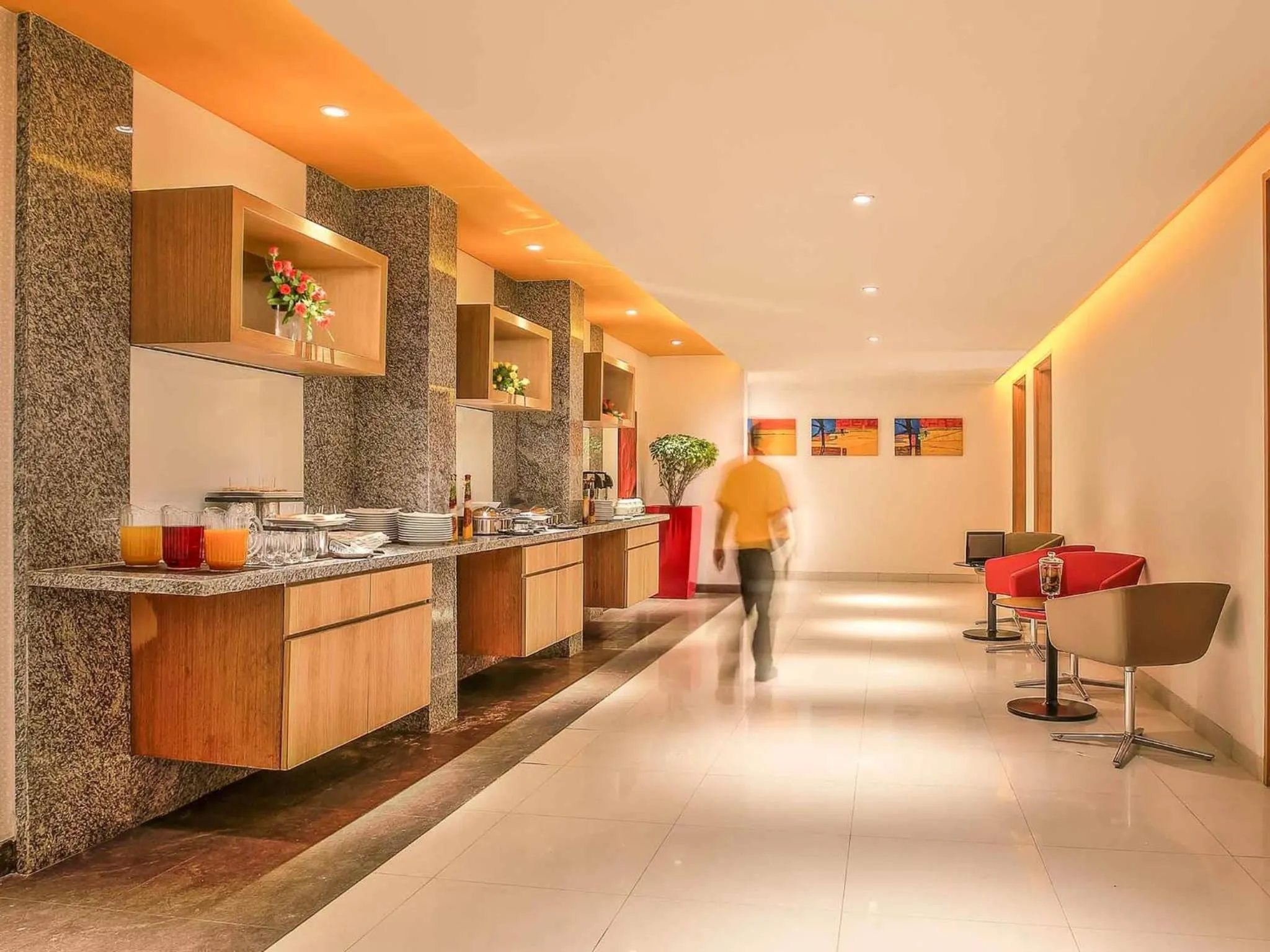 Meeting/conference room in ibis Chennai Sipcot - An Accor Brand