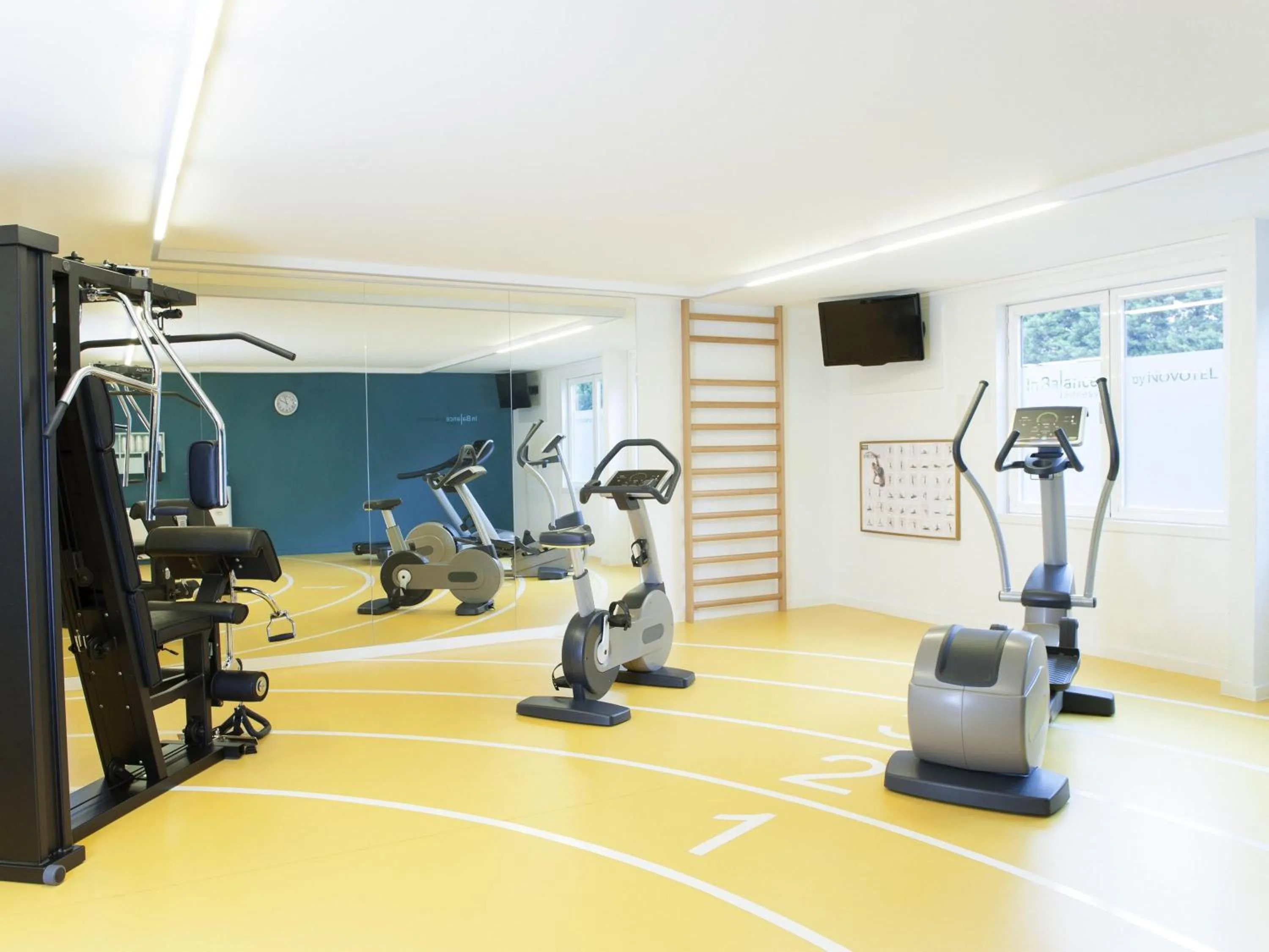 Fitness centre/facilities in Novotel Chennai Sipcot