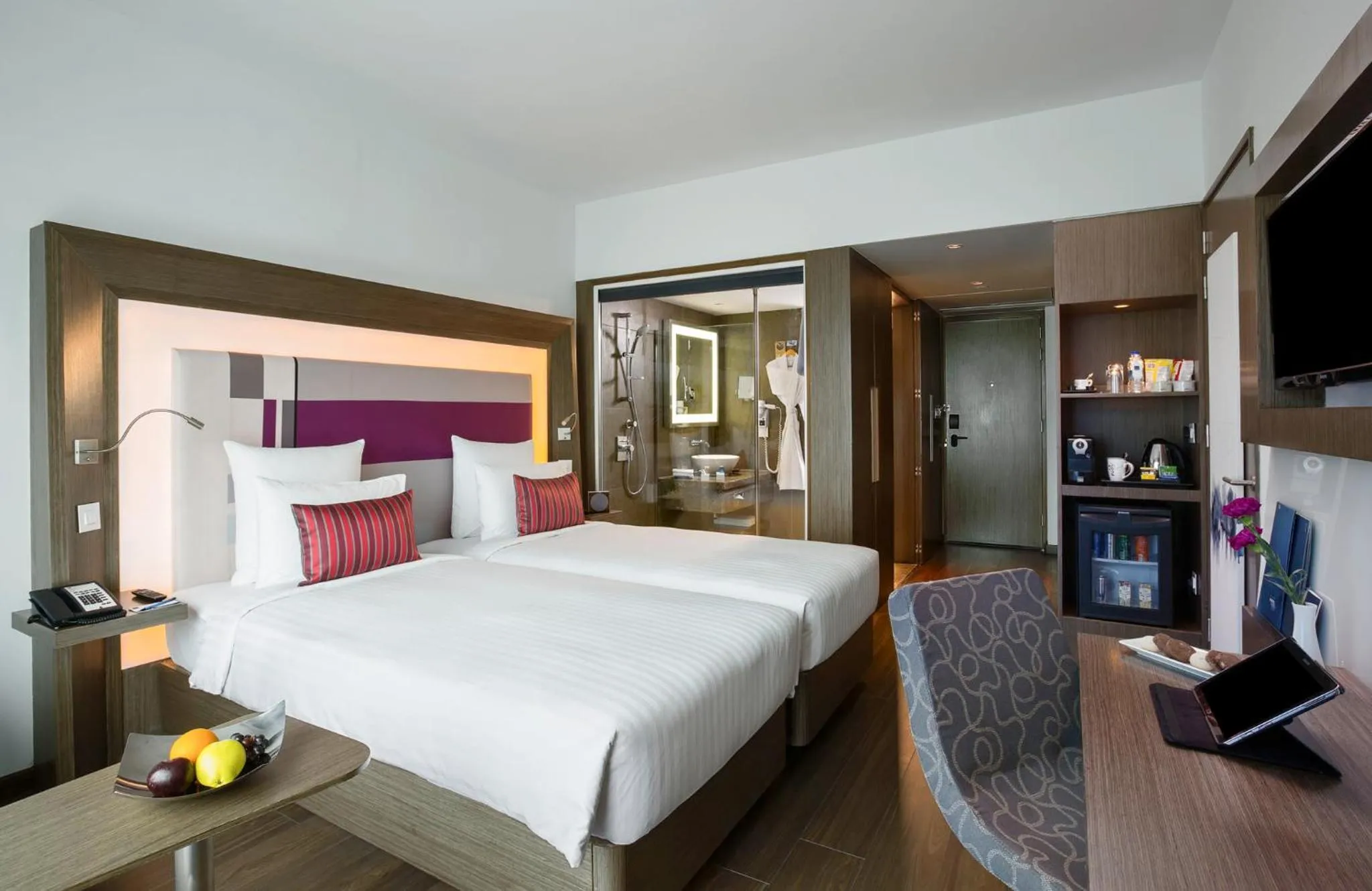 Photo of the whole room, Bed in Novotel Chennai Sipcot