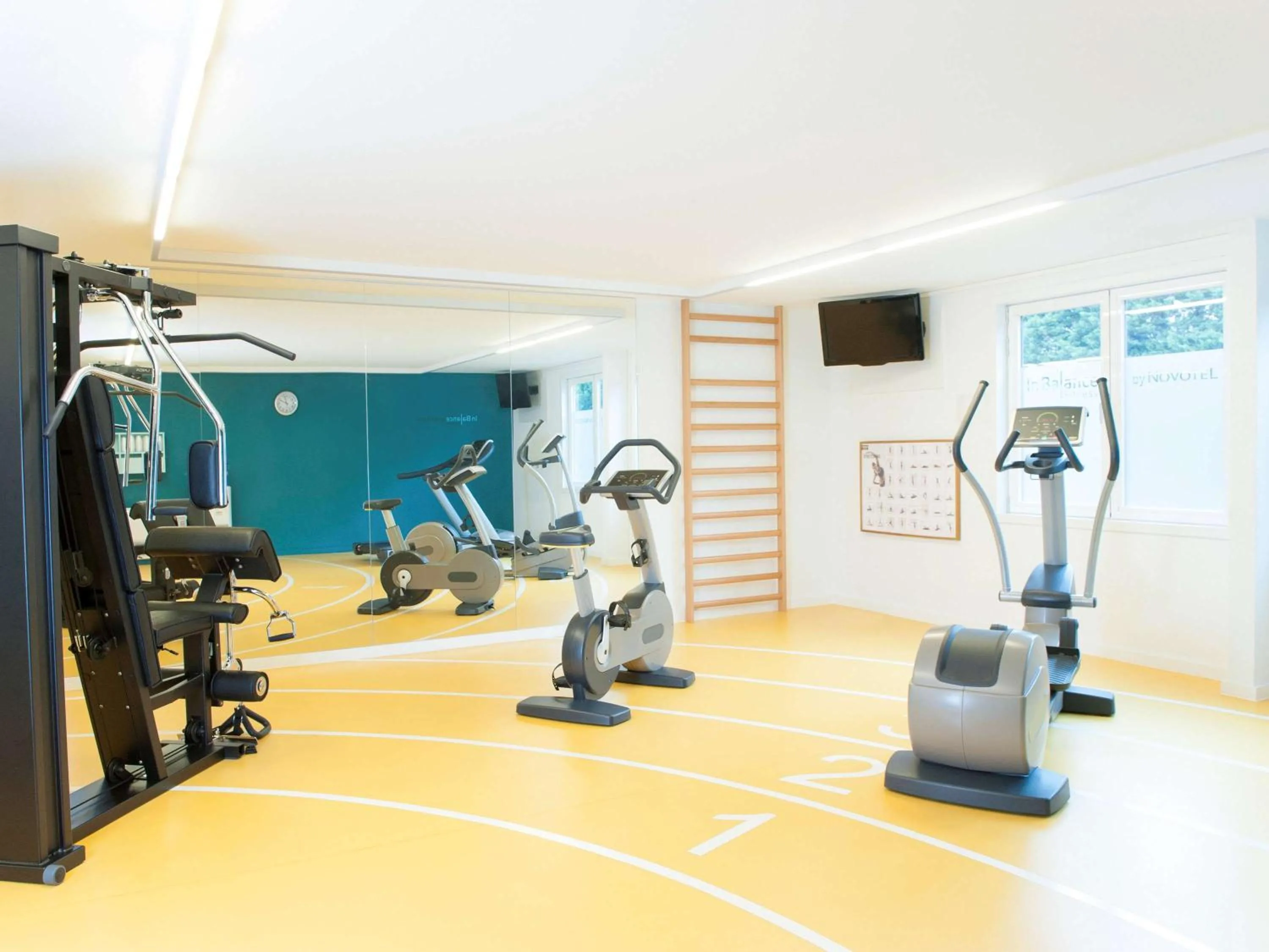 Fitness centre/facilities in Novotel Chennai Sipcot