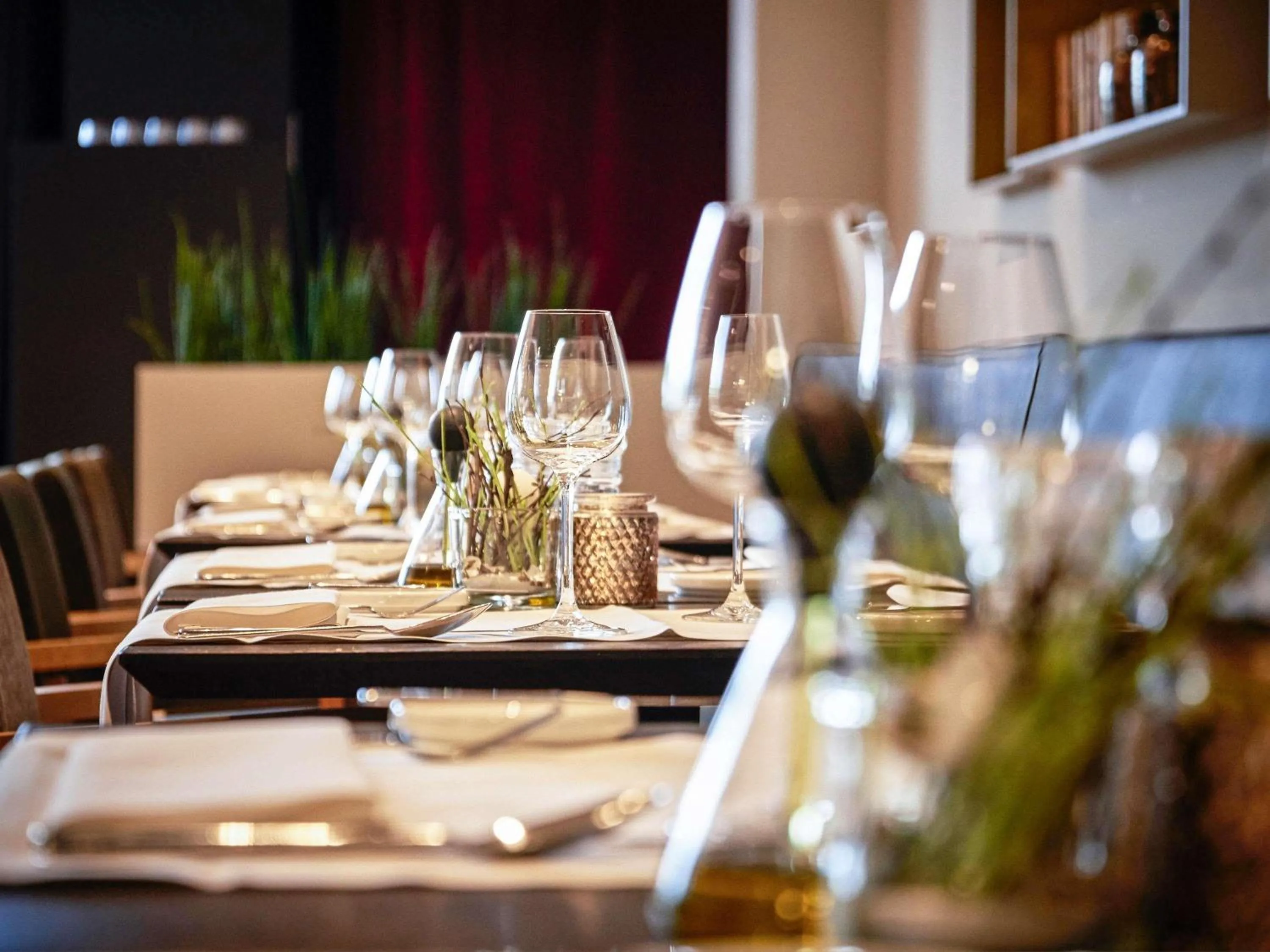 Restaurant/places to eat in Mercure Roeselare