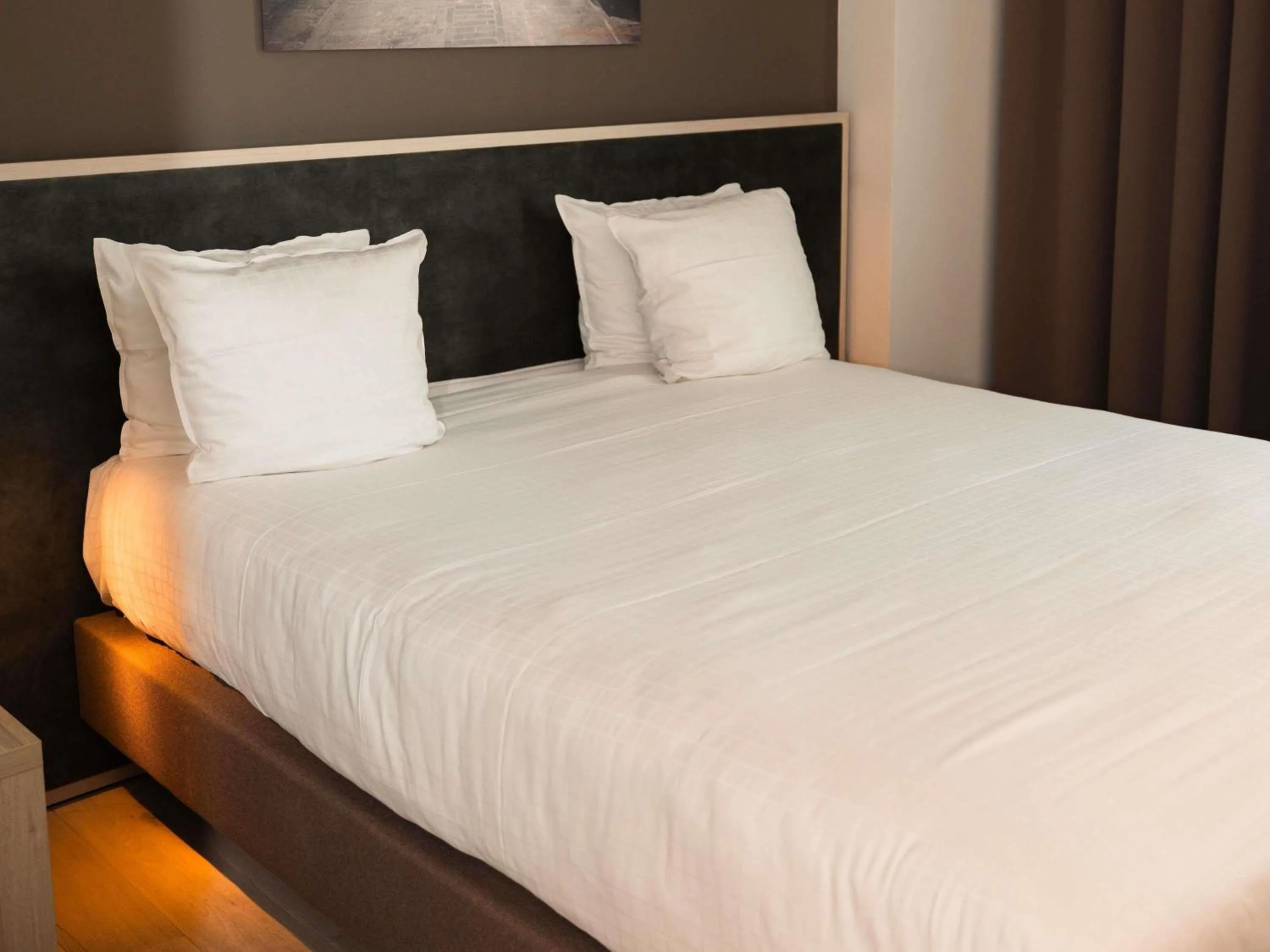 Bedroom, Bed in Mercure Roeselare