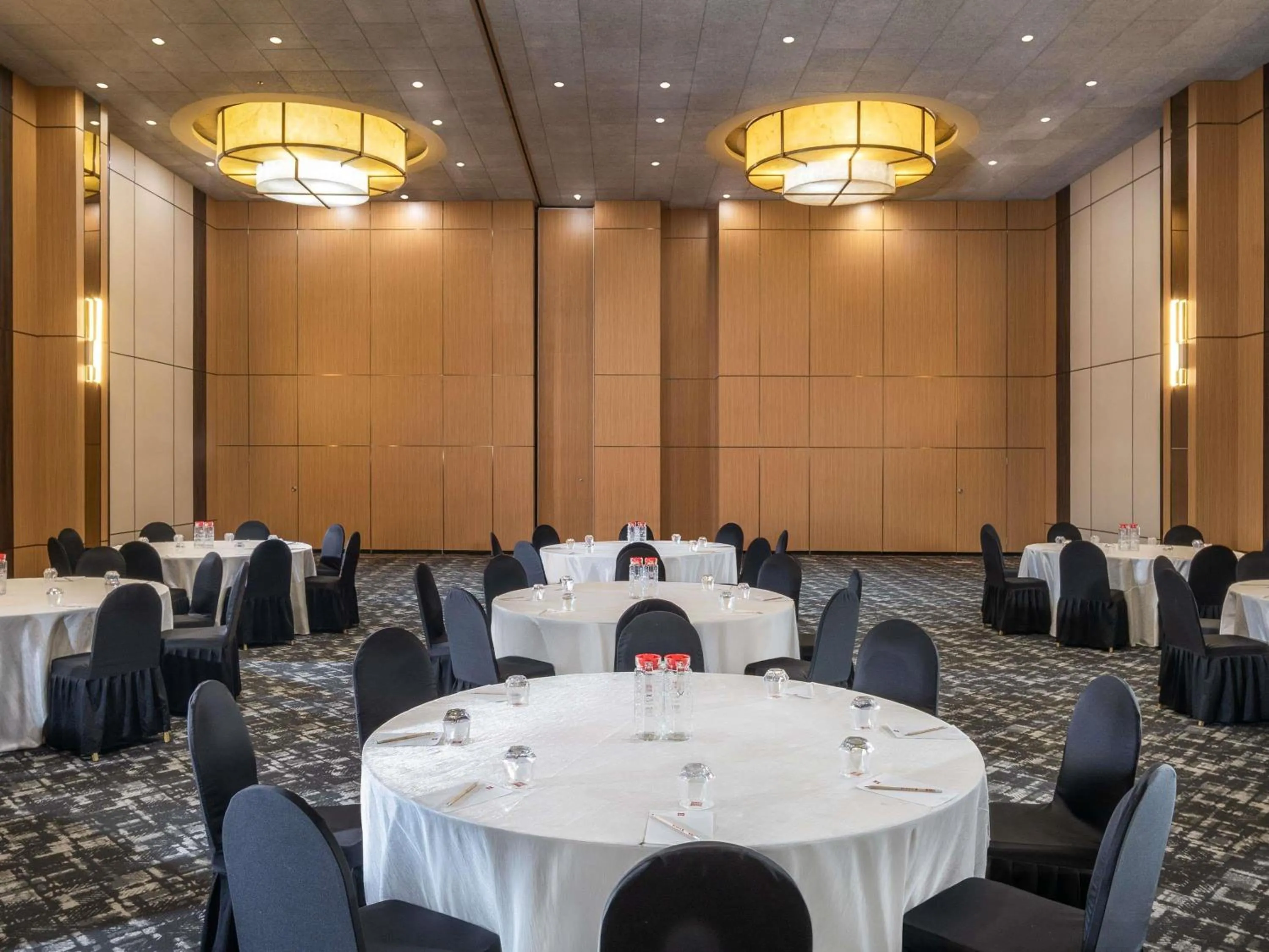 Meeting/conference room in Ibis Gading Serpong