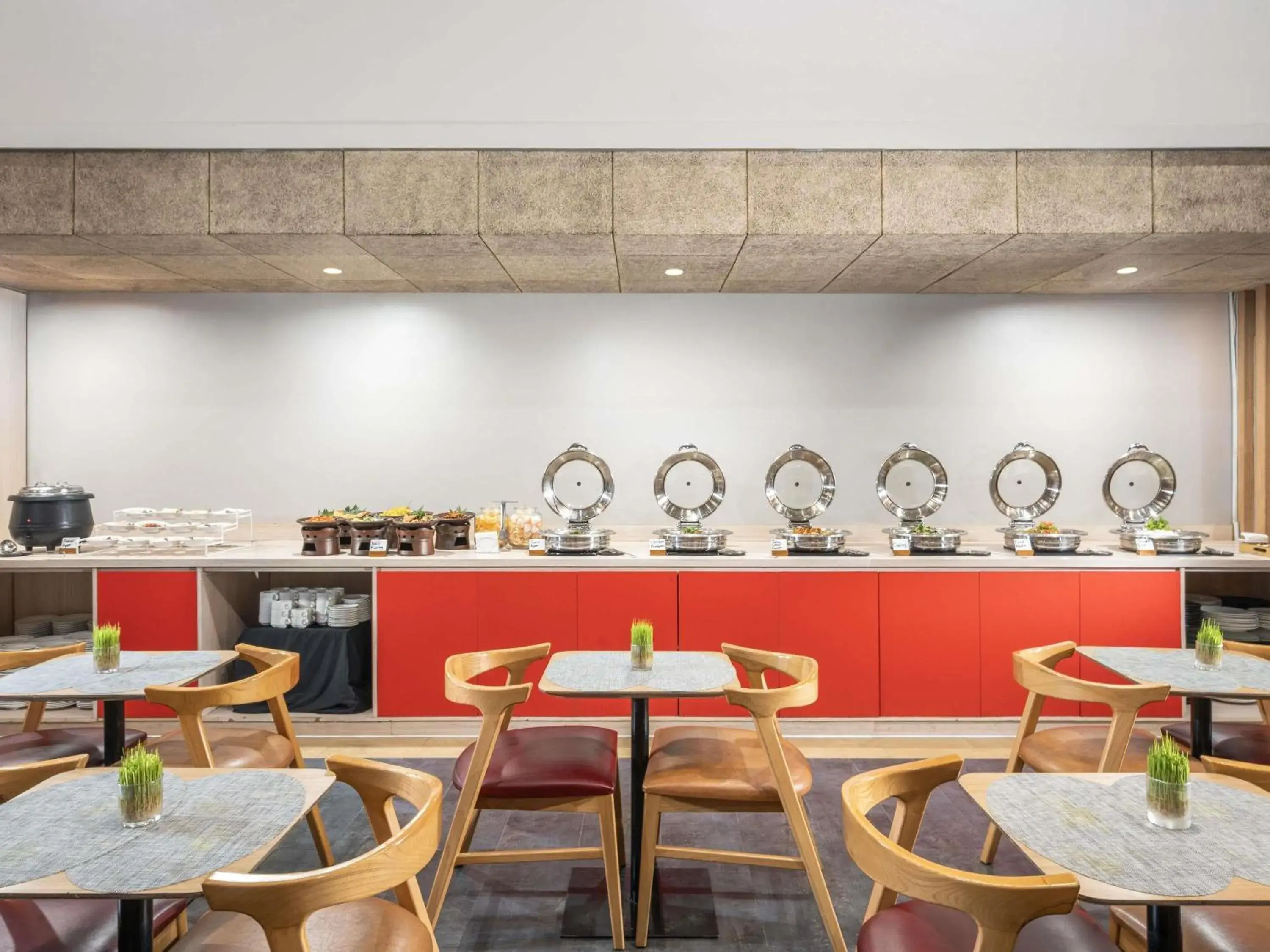 Restaurant/places to eat in Ibis Gading Serpong Restaurant/places to eat in Ibis Gading Serpong