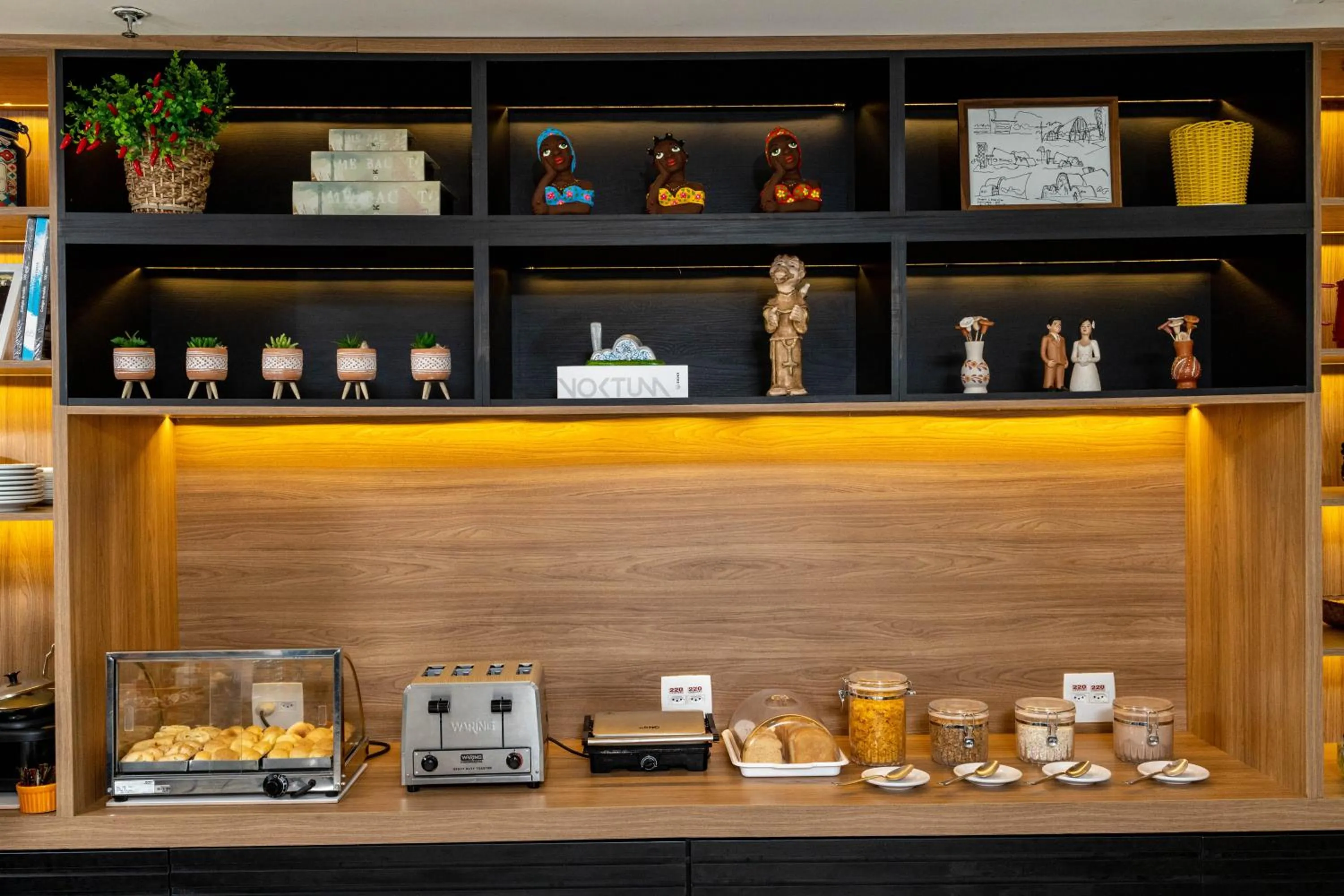 Breakfast in Nobile Inn Pampulha