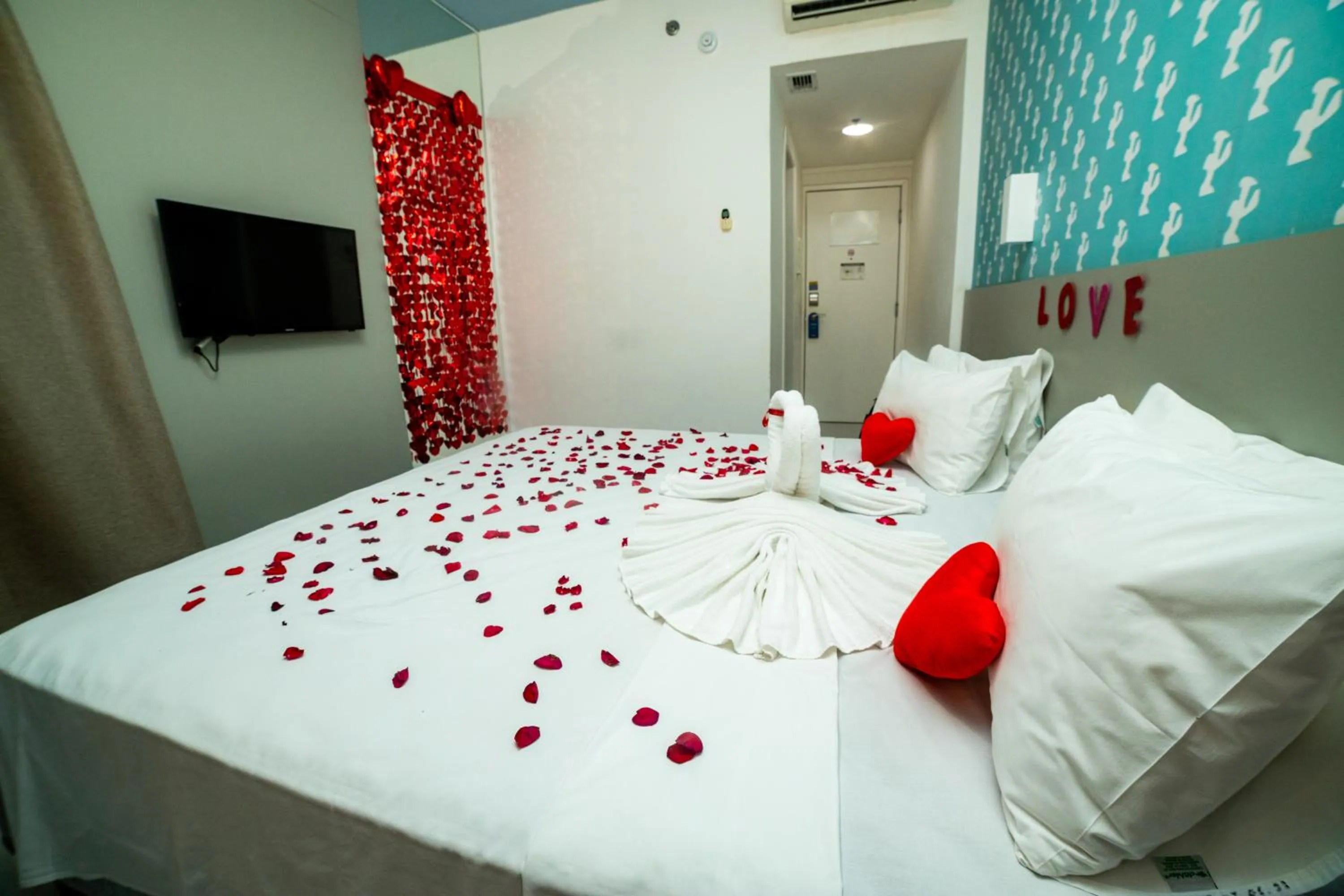 Decorative detail, Bed in Nobile Inn Pampulha