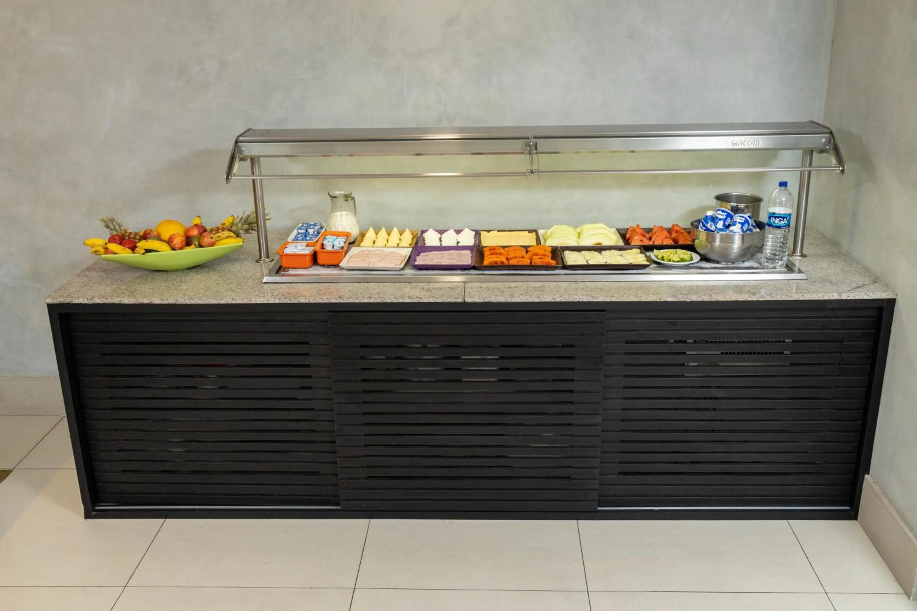 Breakfast in Nobile Inn Pampulha