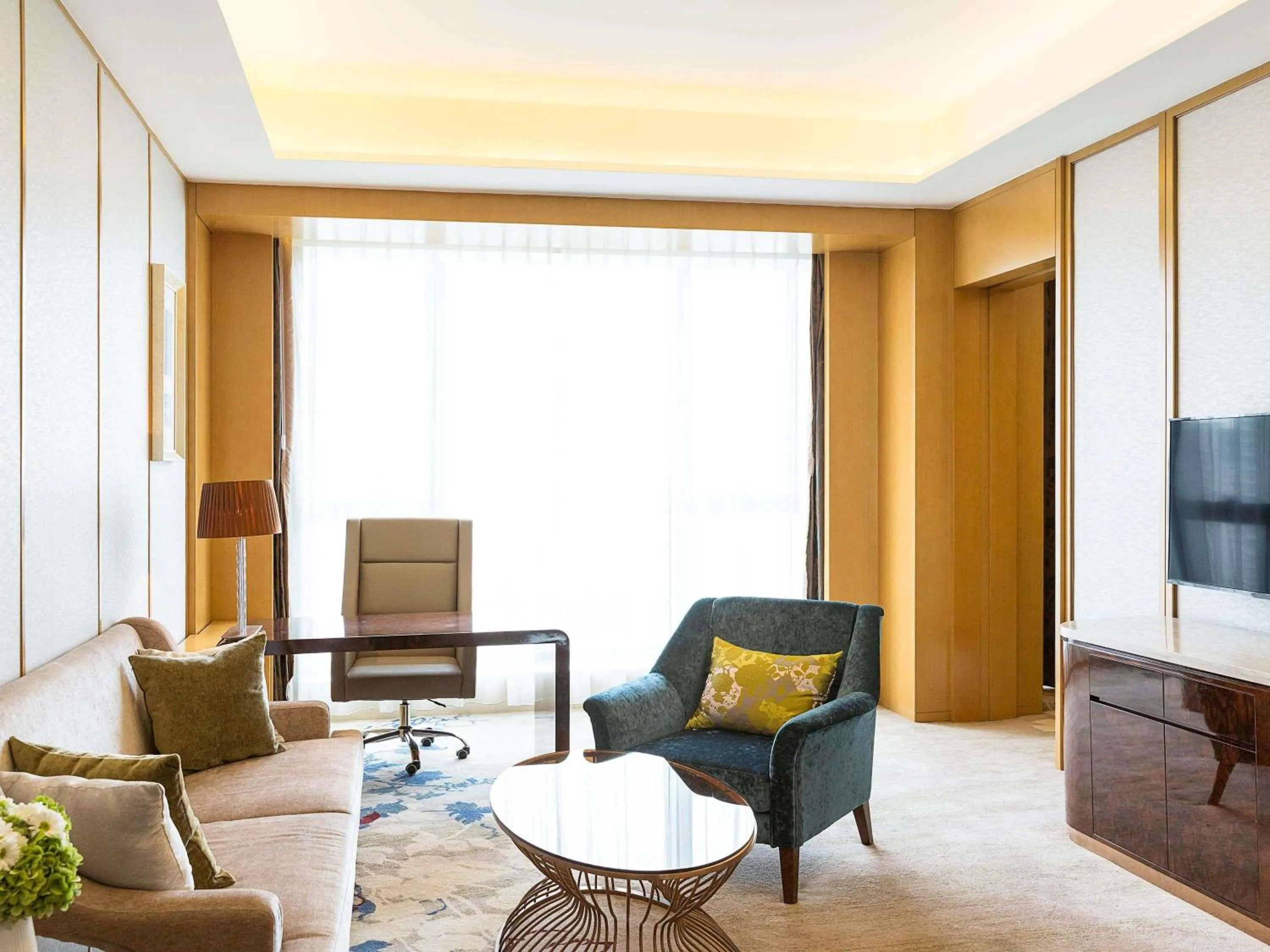 Bedroom in Pullman Changshu Leeman