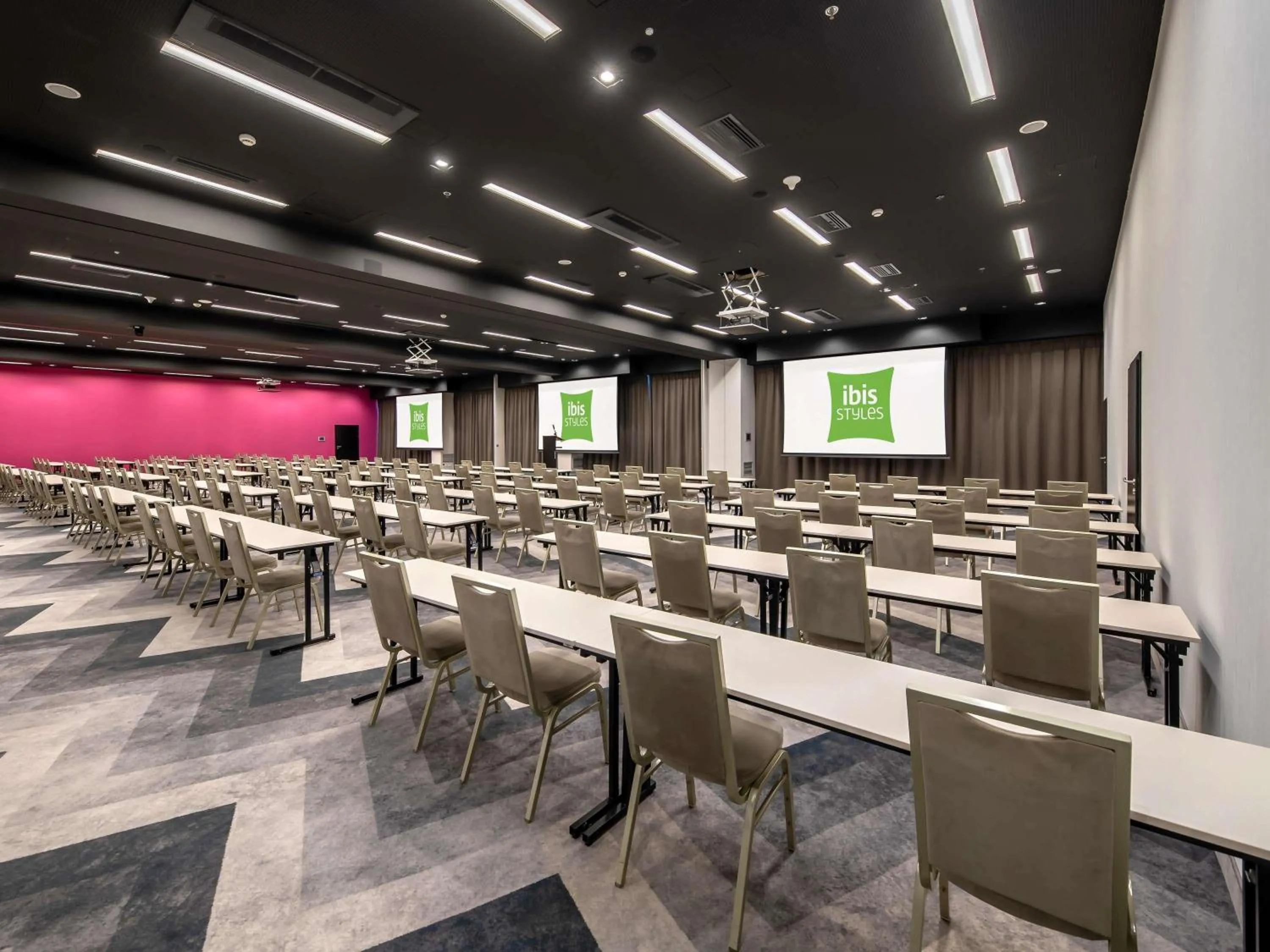 Meeting/conference room in Ibis Styles Wroclaw Centrum