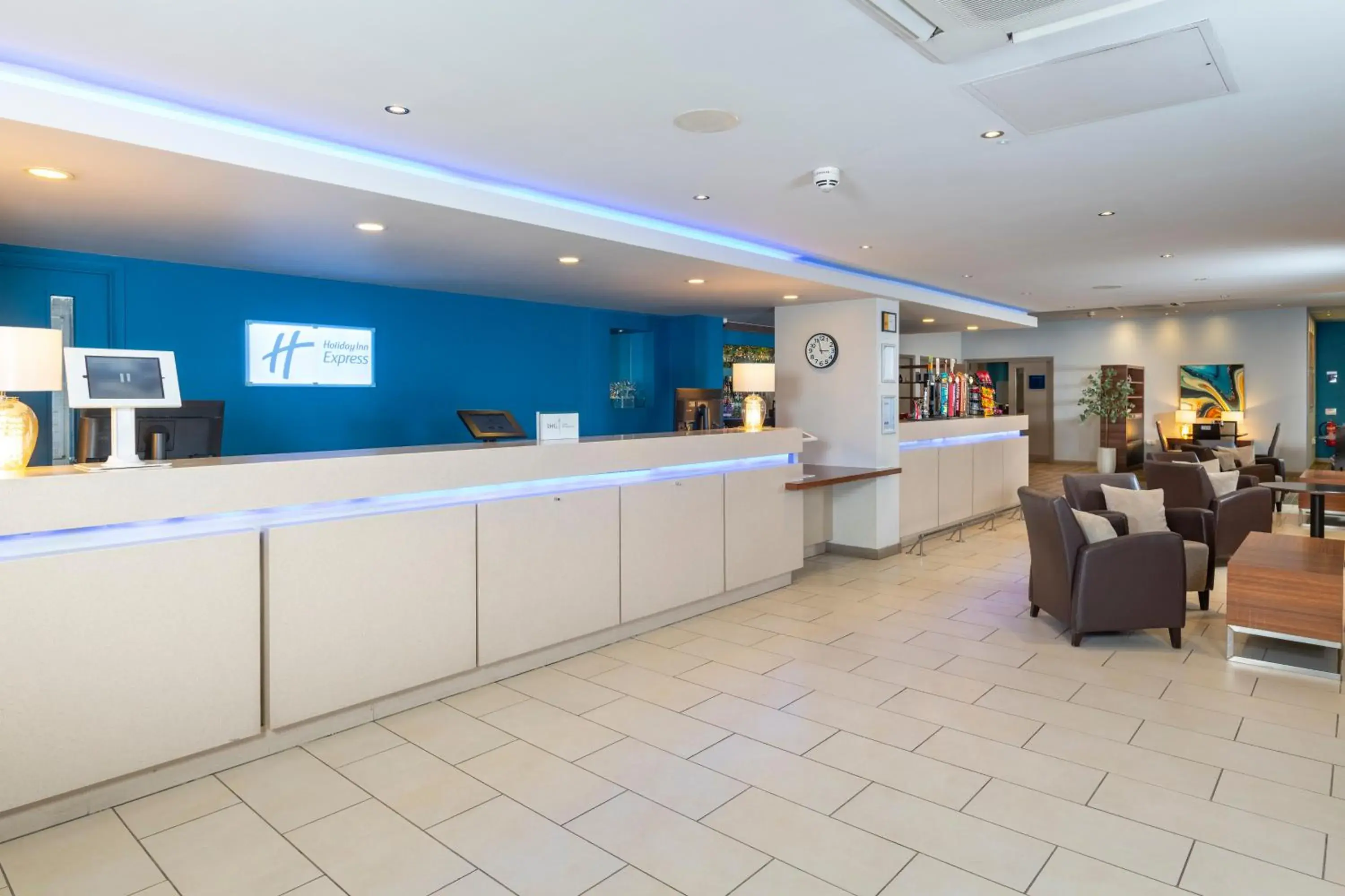 Holiday Inn Express Taunton East by IHG Holiday Inn Express Taunton East by IHG