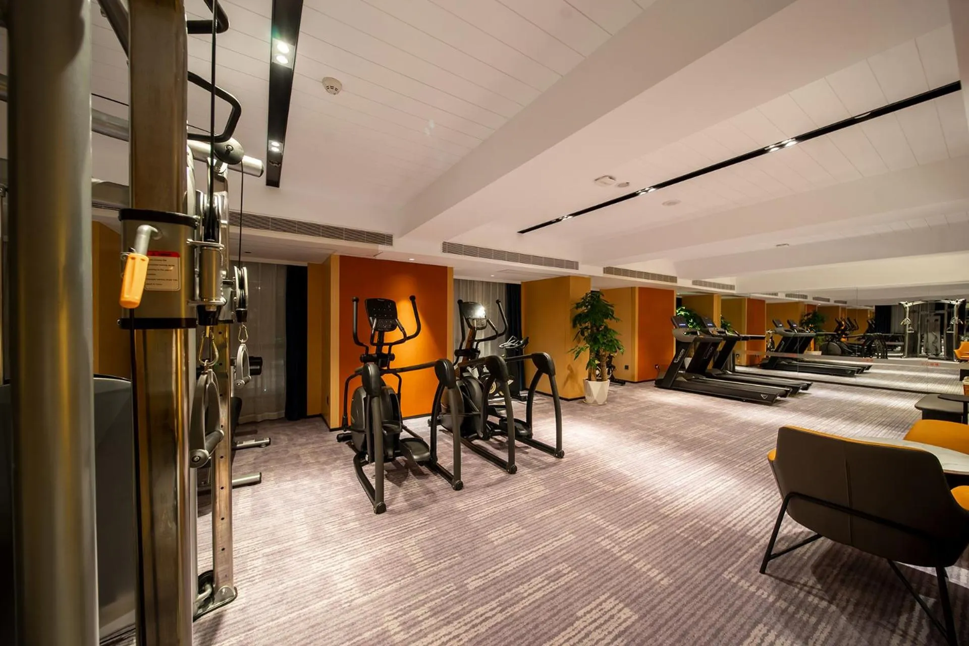 Fitness centre/facilities, Fitness Center/Facilities in Rezen Select Hotel Guangzhou Baiyun Airport