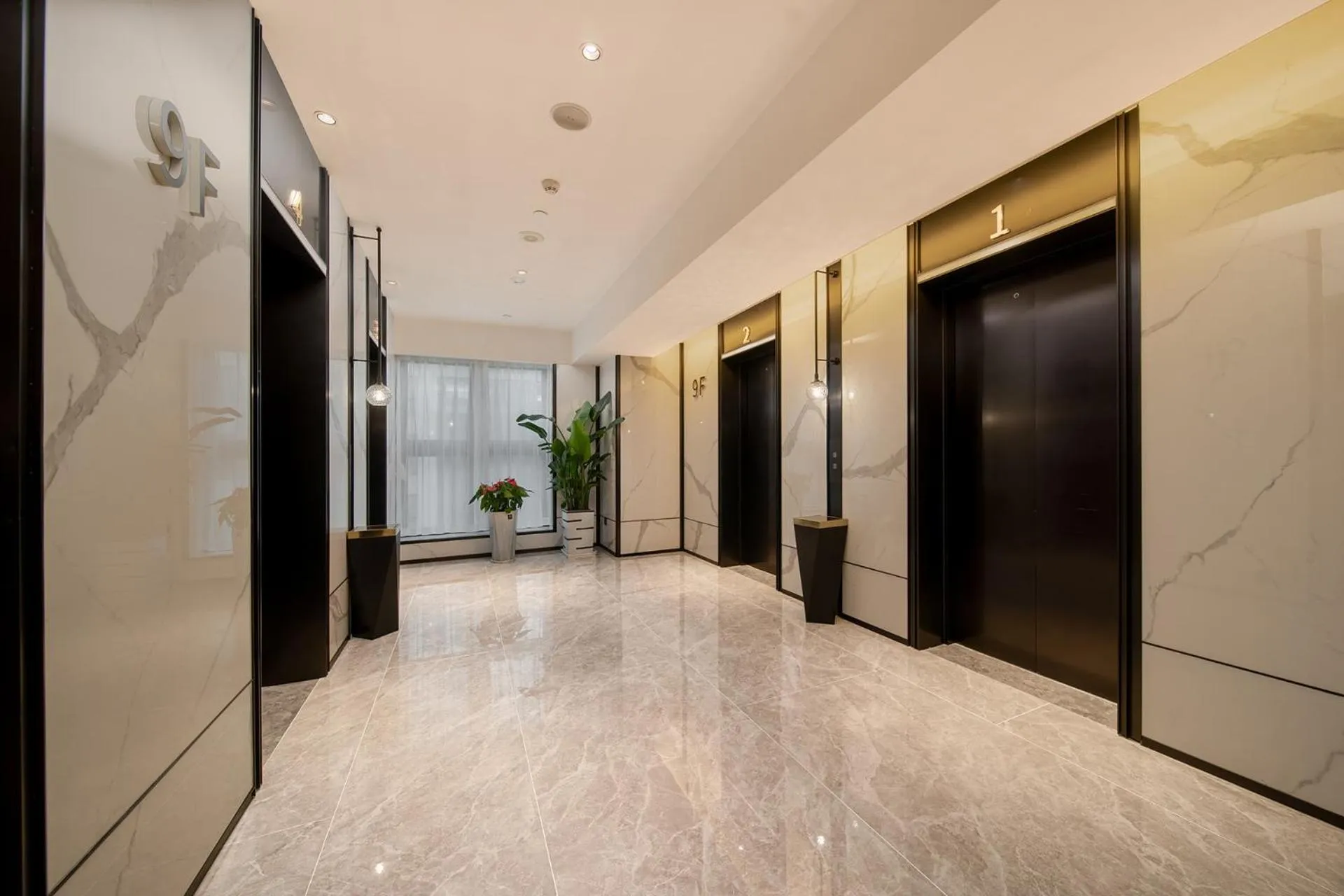 elevator in Rezen Select Hotel Guangzhou Baiyun Airport