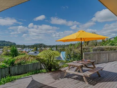 The Blockhouse - Whangamatā Holiday Home