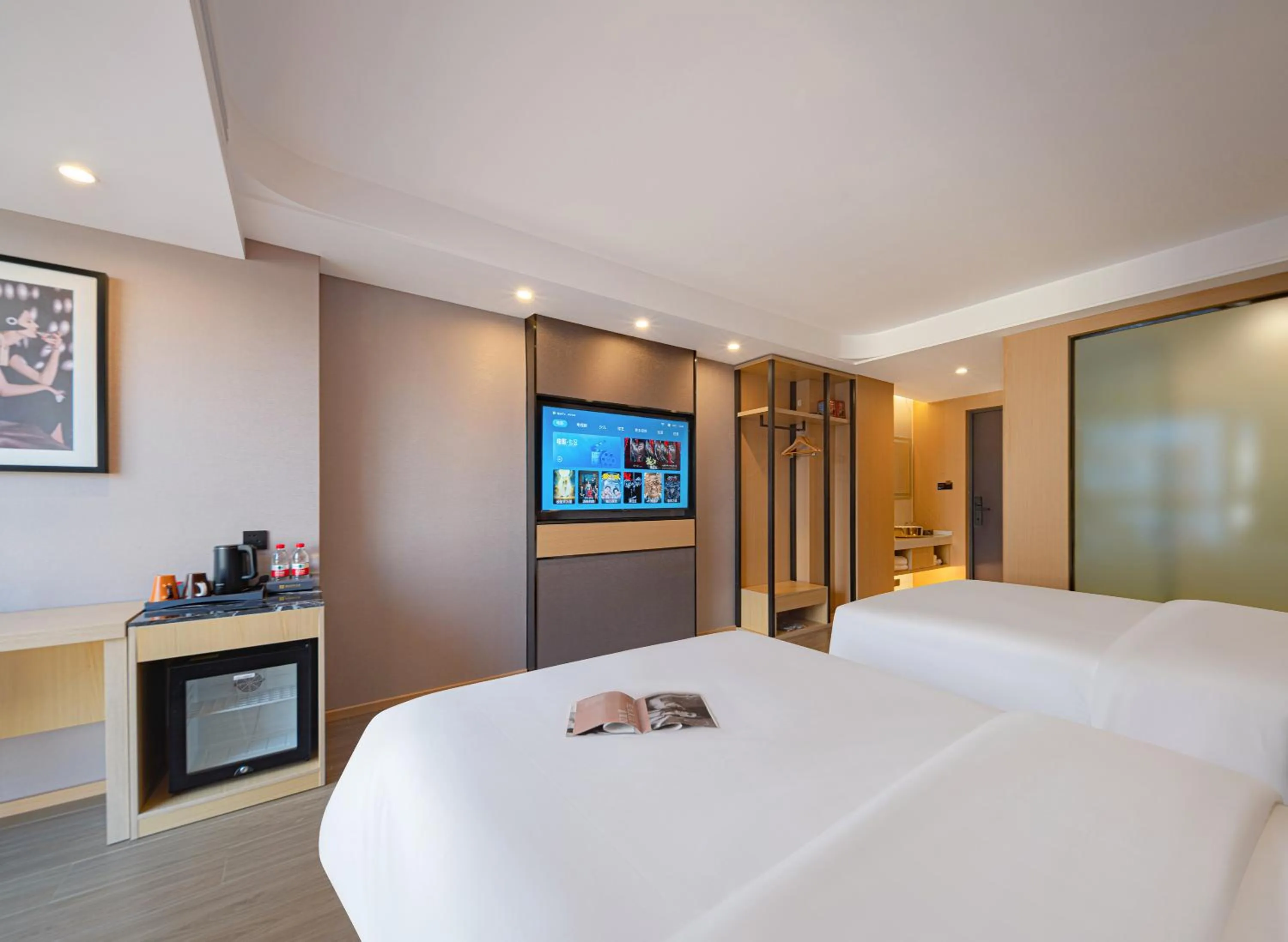 Deluxe Twin Room in Zhangjiajie Hero Boutique Hotel