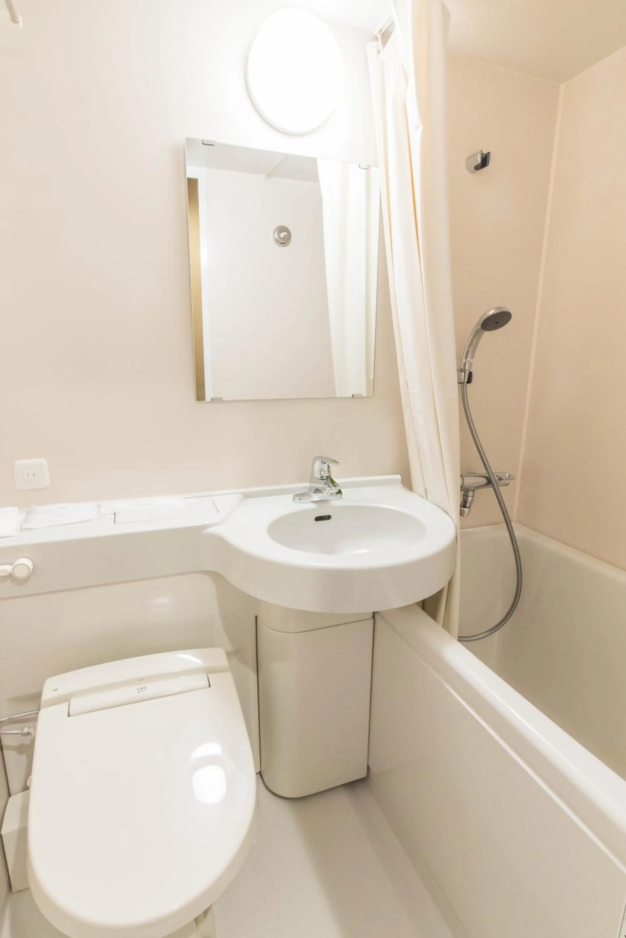 Double Room - single occupancy in Suzuran Tengachaya ｰ 45minutes direct from Kansai International Airport - 鈴蘭天下茶屋